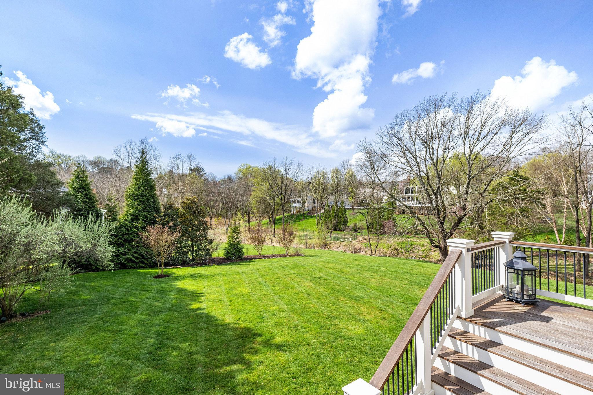 HUNTER MILL ESTATES - Residential