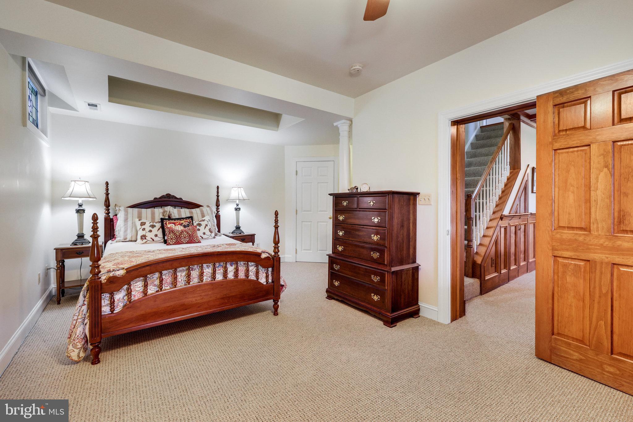 HUNTER MILL ESTATES - Residential