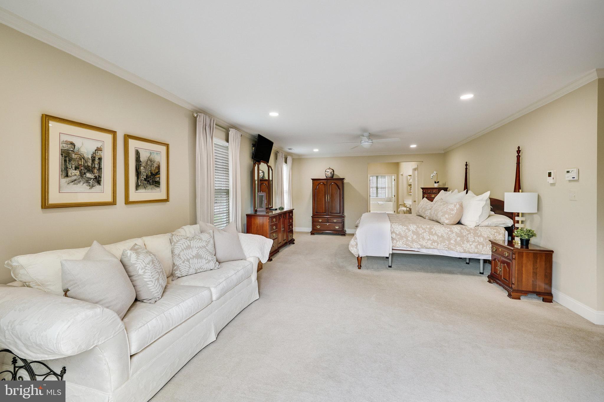 HUNTER MILL ESTATES - Residential