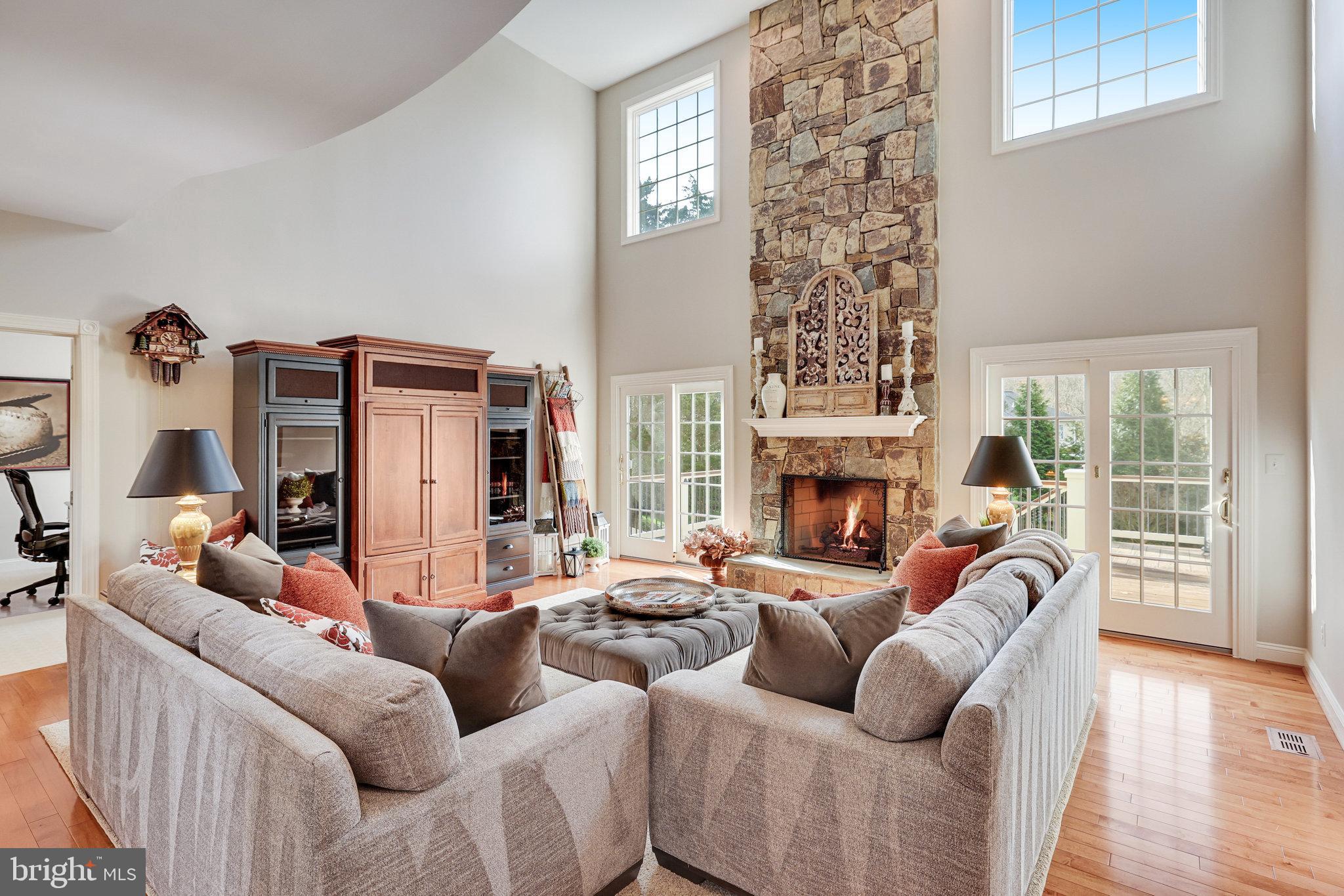 HUNTER MILL ESTATES - Residential