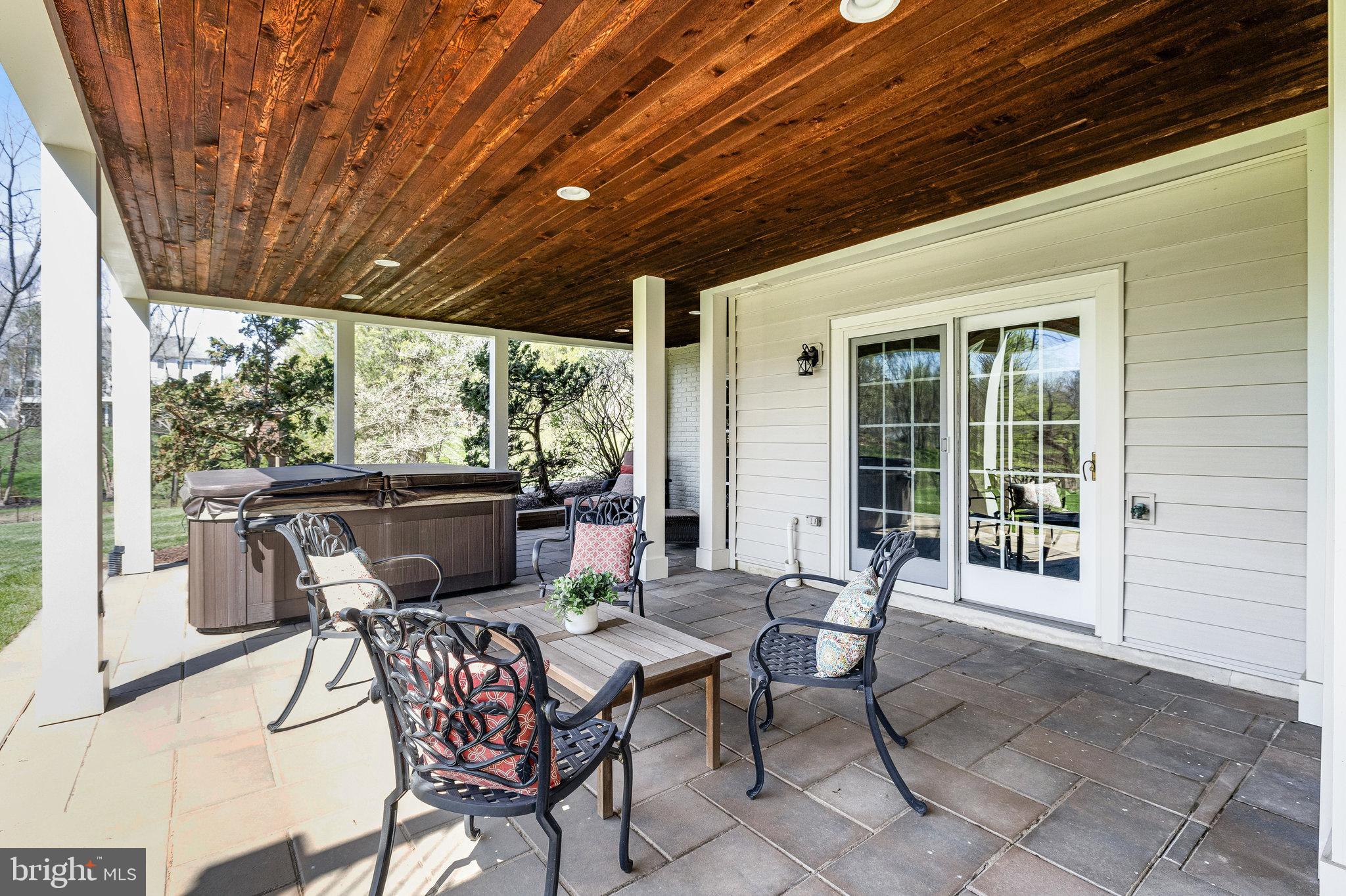 HUNTER MILL ESTATES - Residential