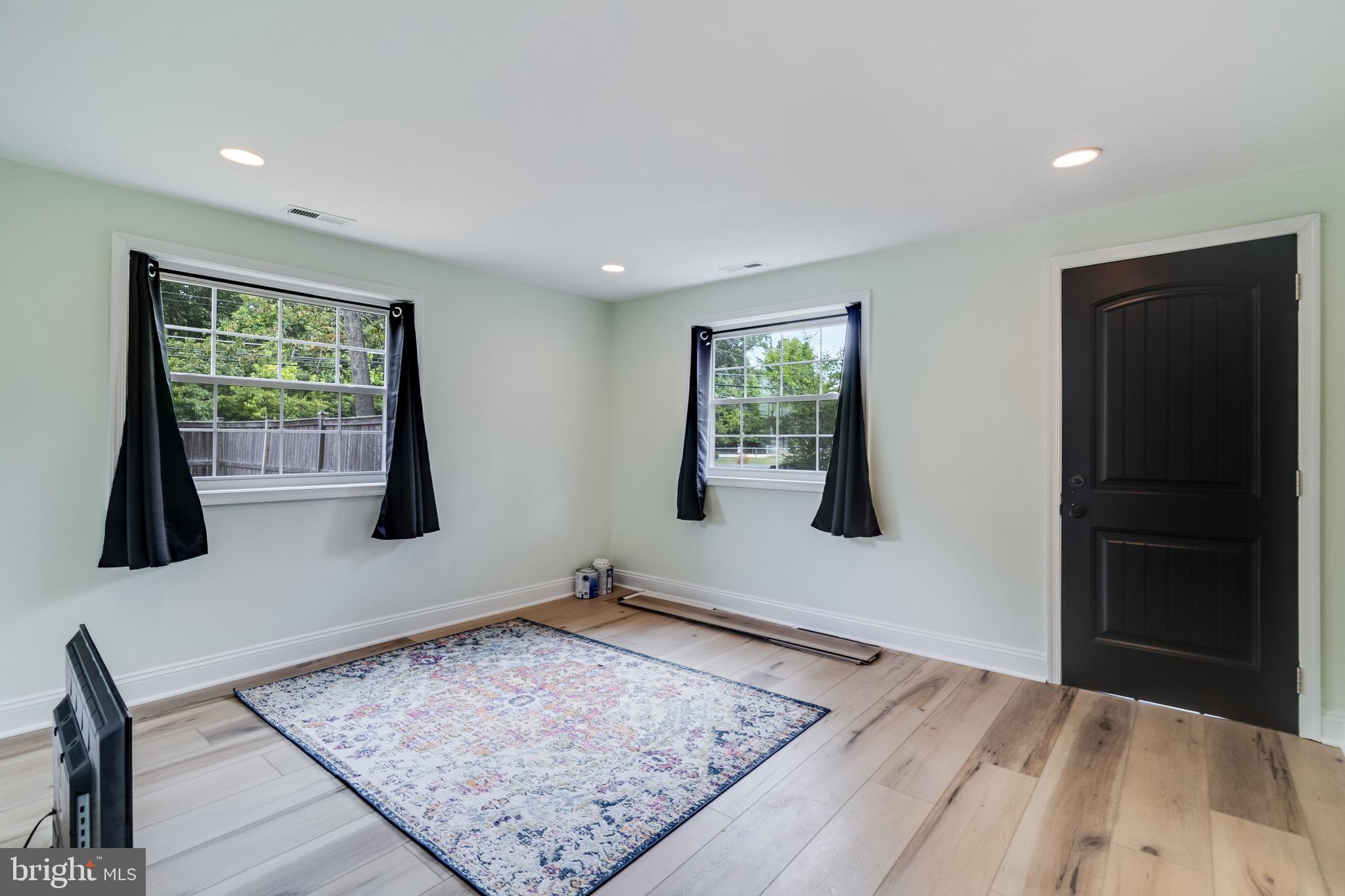 CLINTON HEIGHTS - Residential