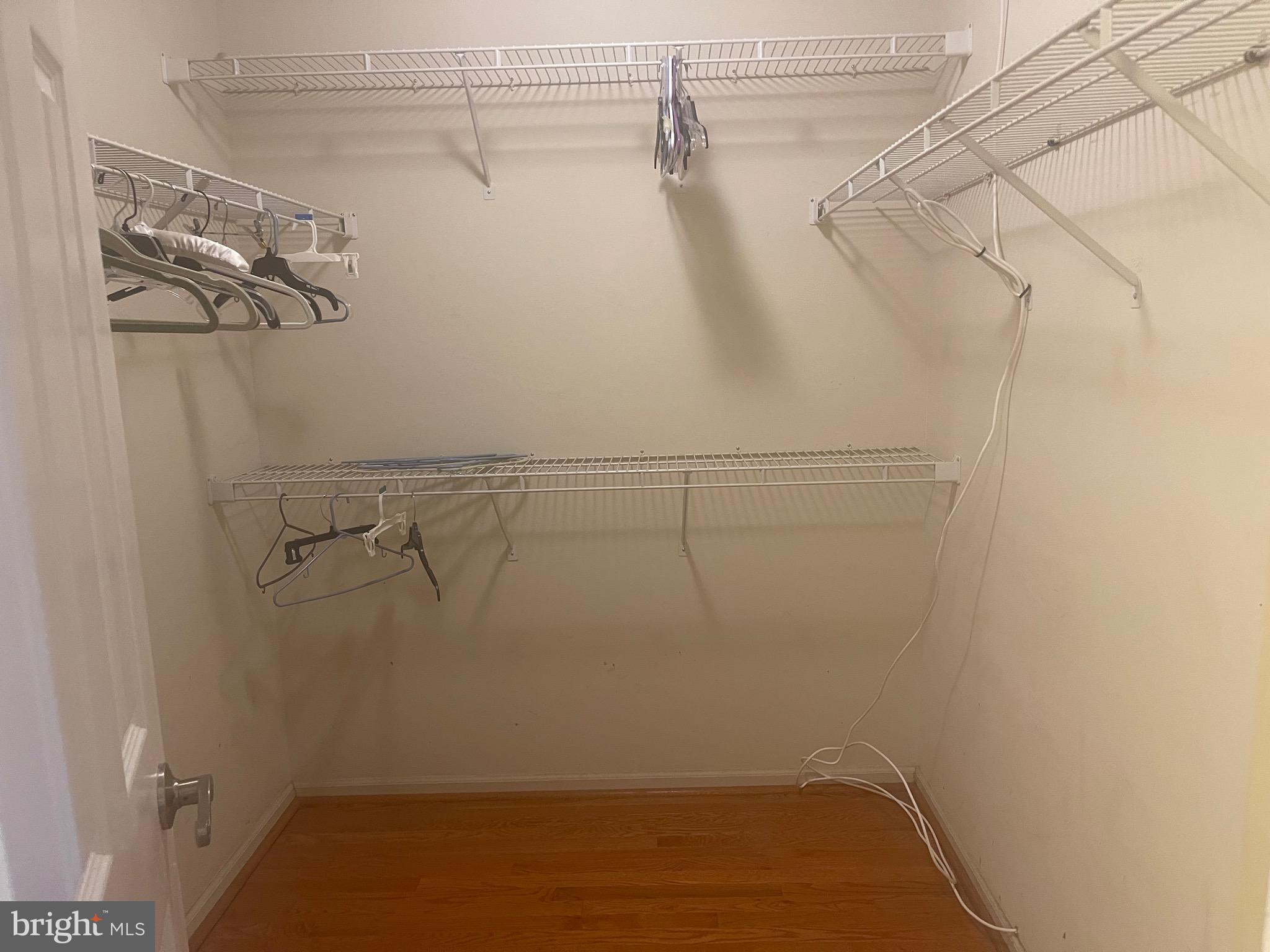 BROADVIEW - Residential Lease