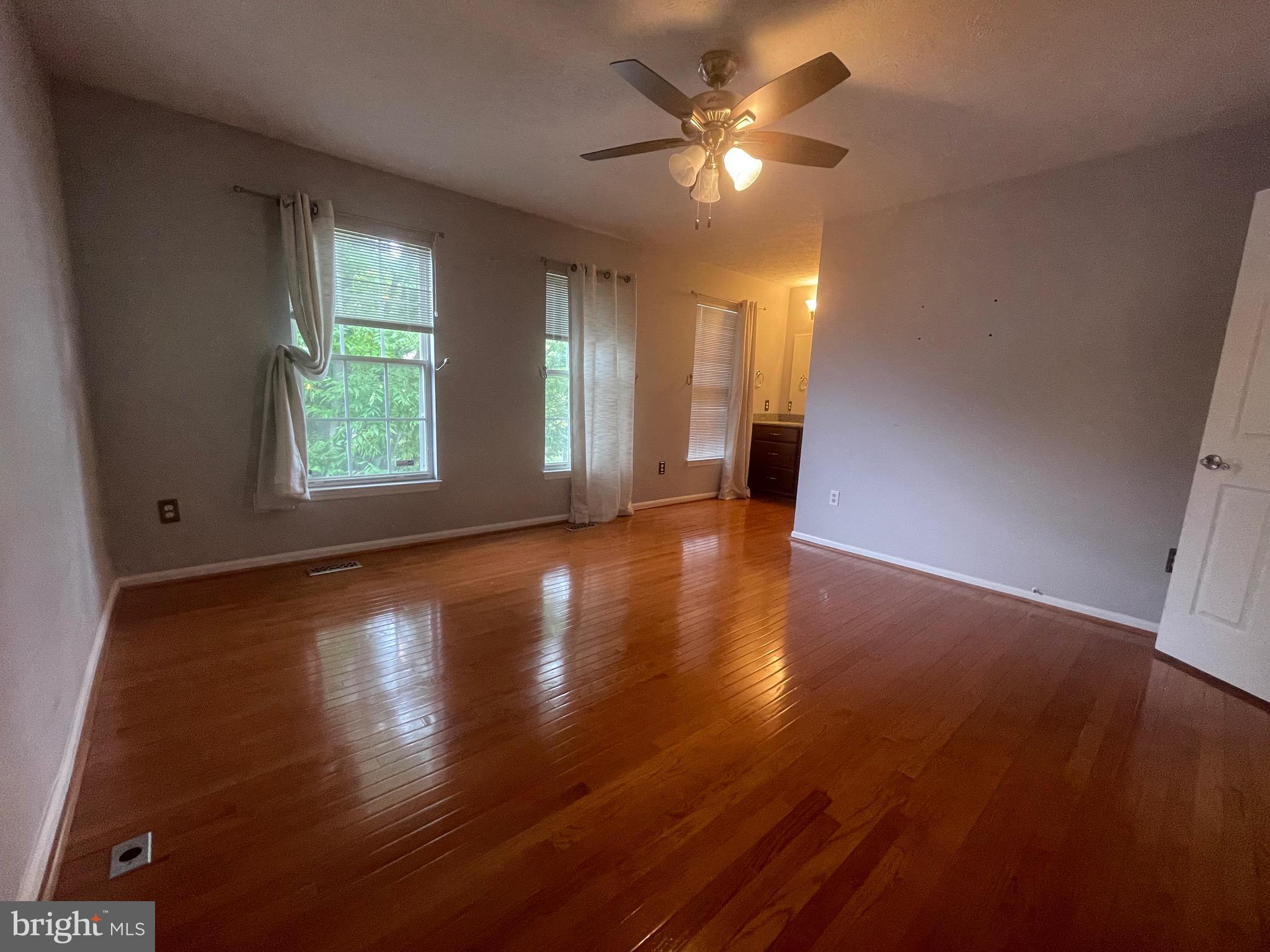 BROADVIEW - Residential Lease