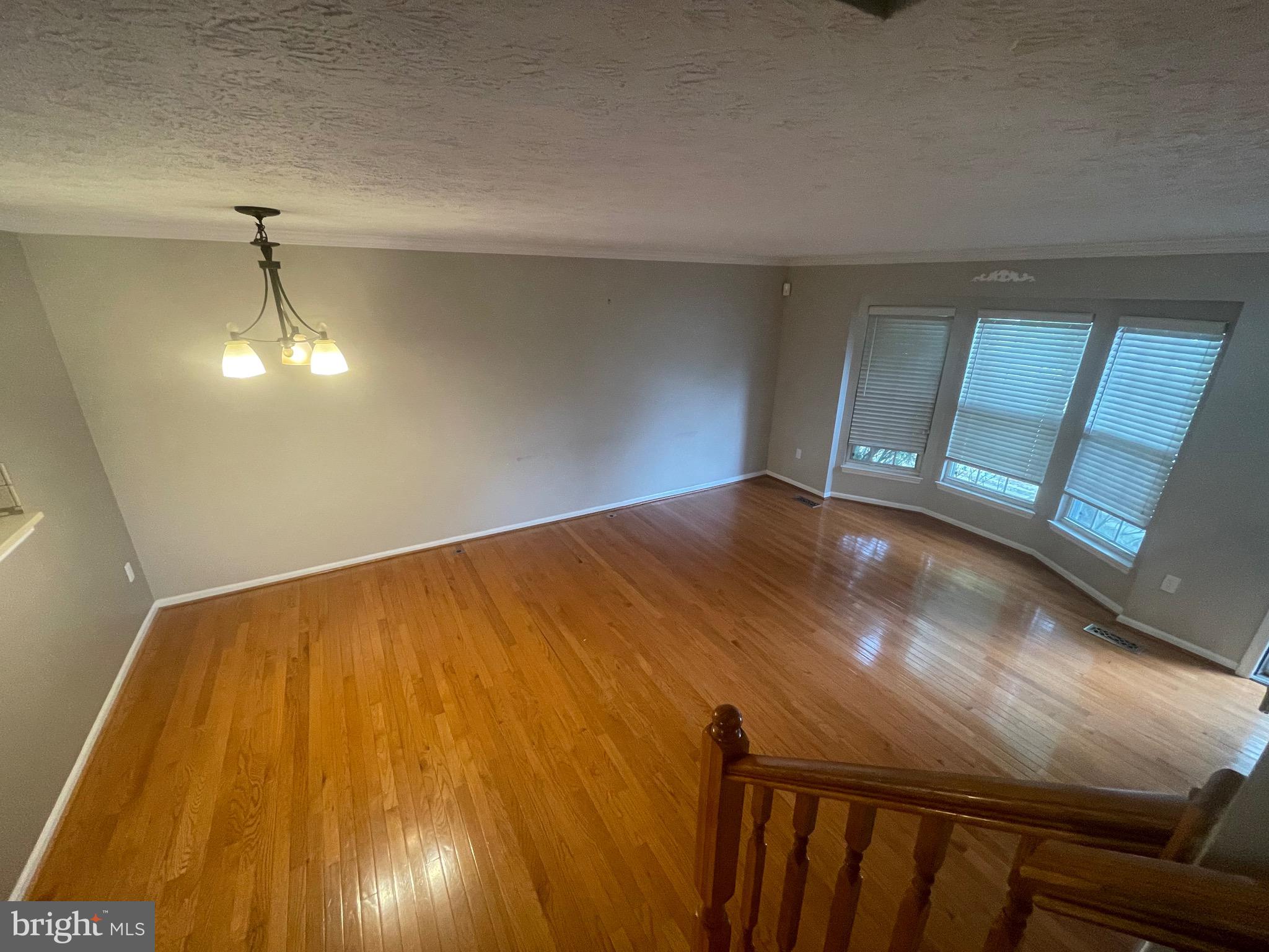 BROADVIEW - Residential Lease