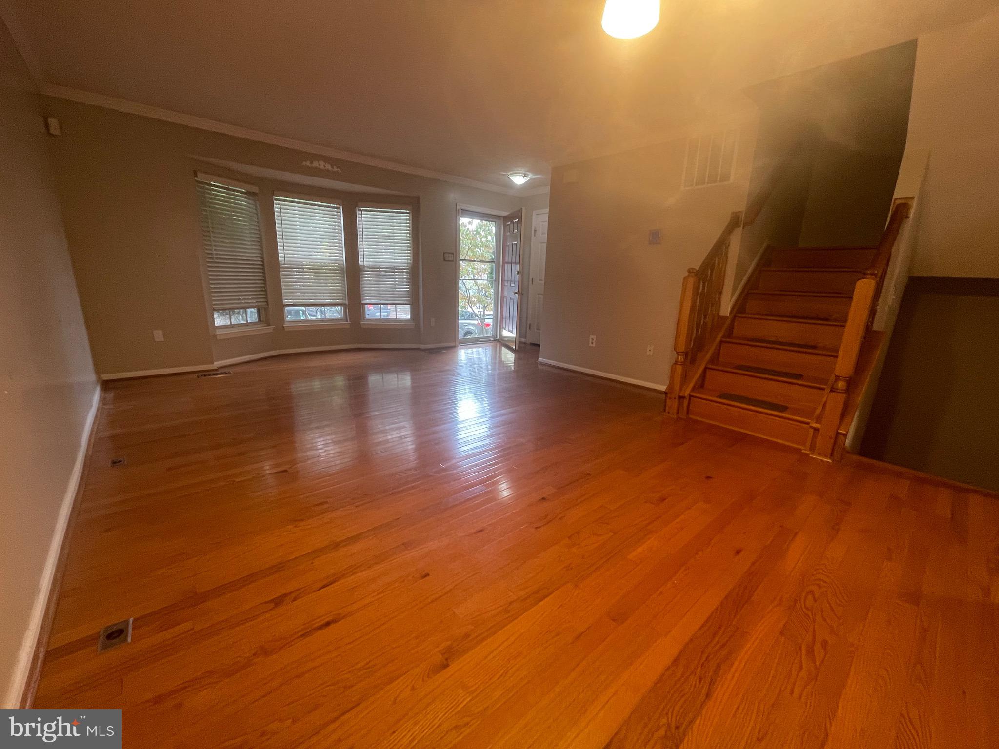 BROADVIEW - Residential Lease