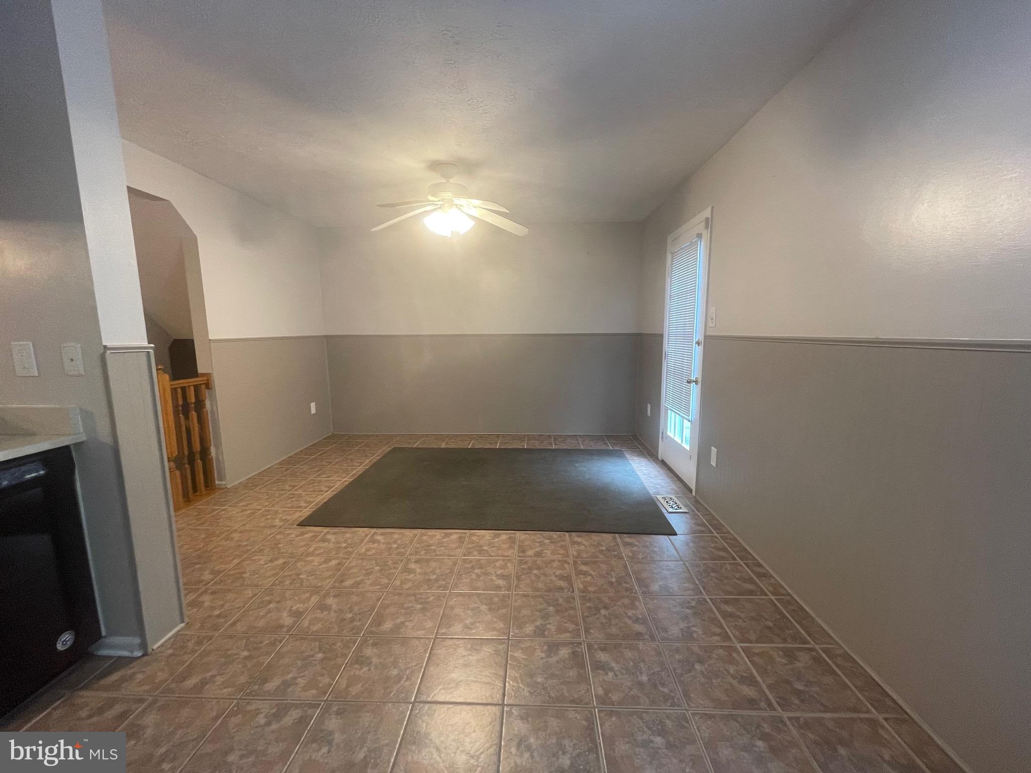 BROADVIEW - Residential Lease