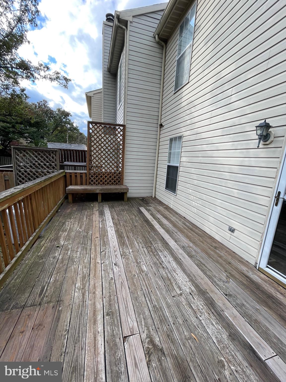 BROADVIEW - Residential Lease