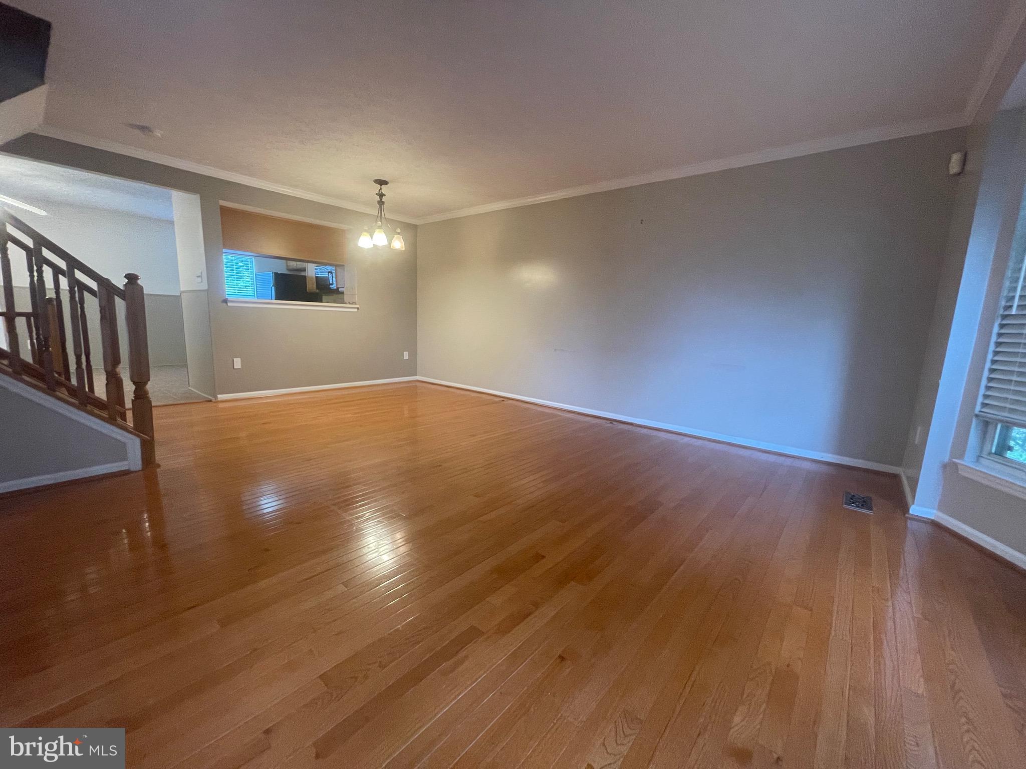 BROADVIEW - Residential Lease