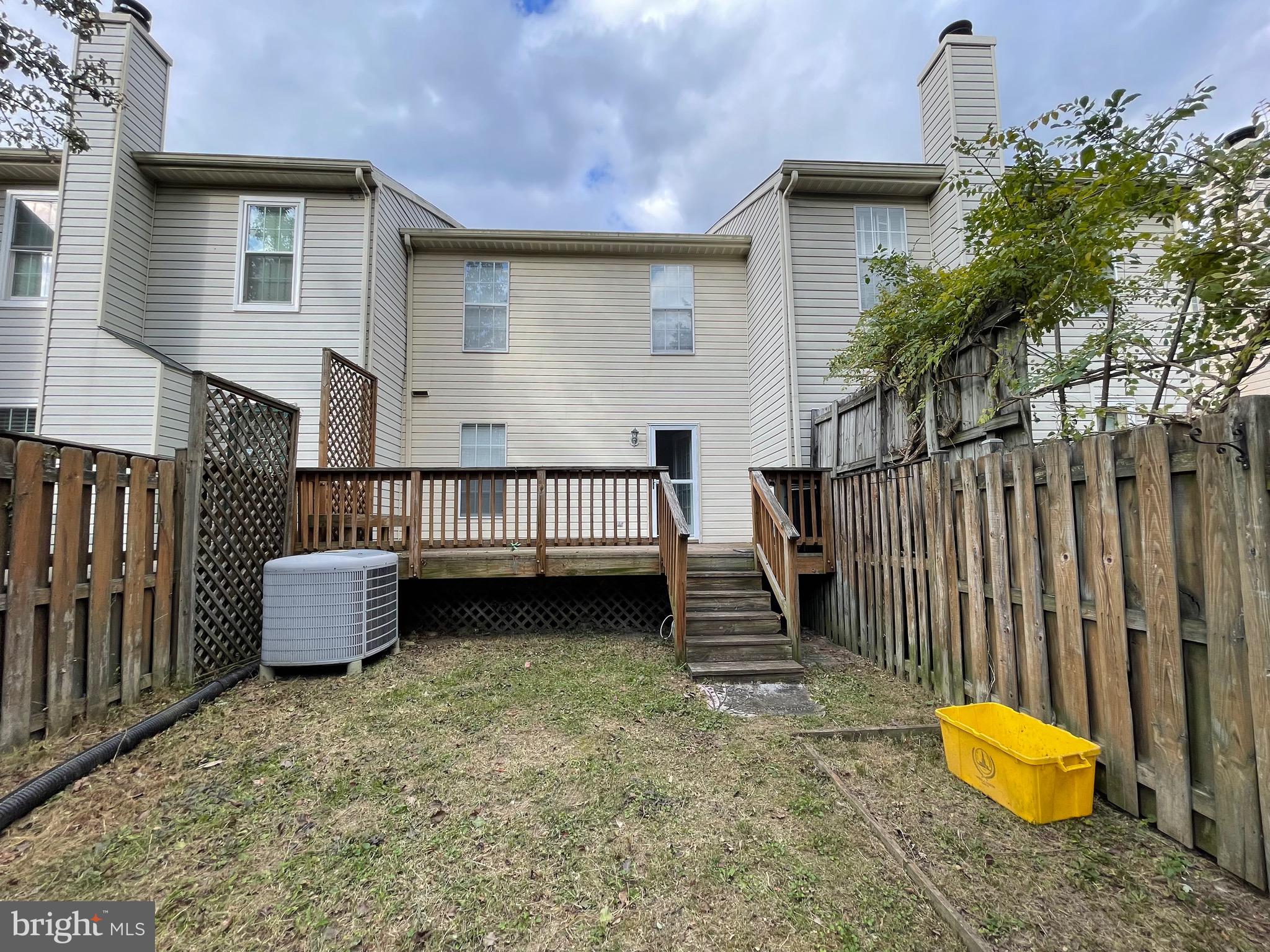 BROADVIEW - Residential Lease