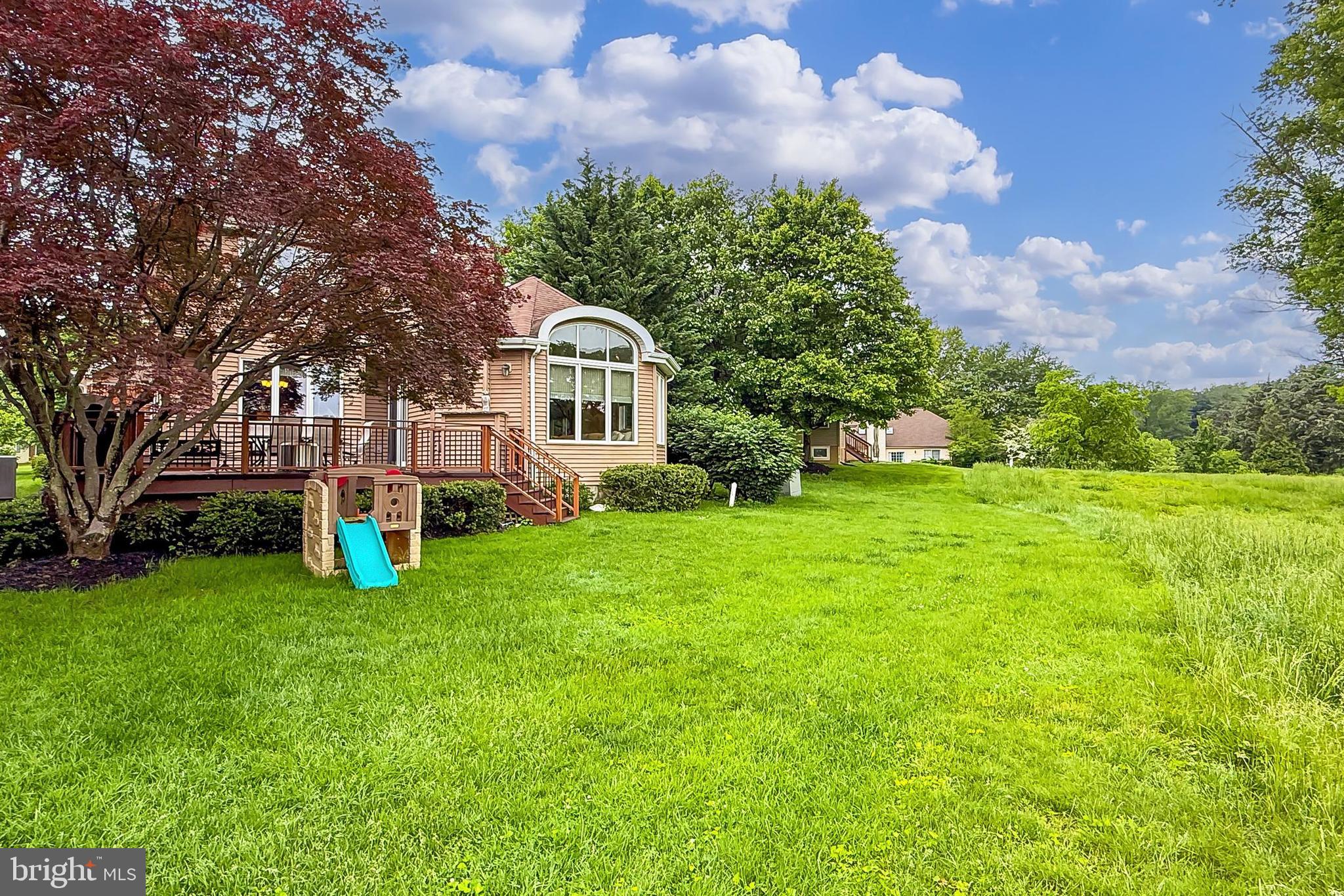 PINECREST - Residential