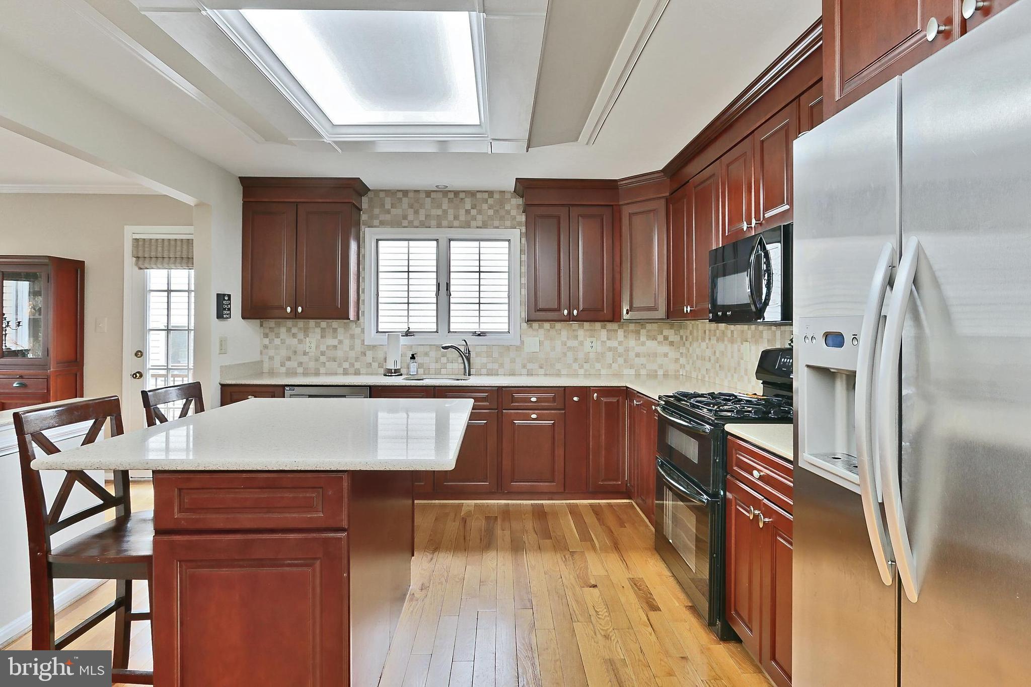 PINECREST - Residential