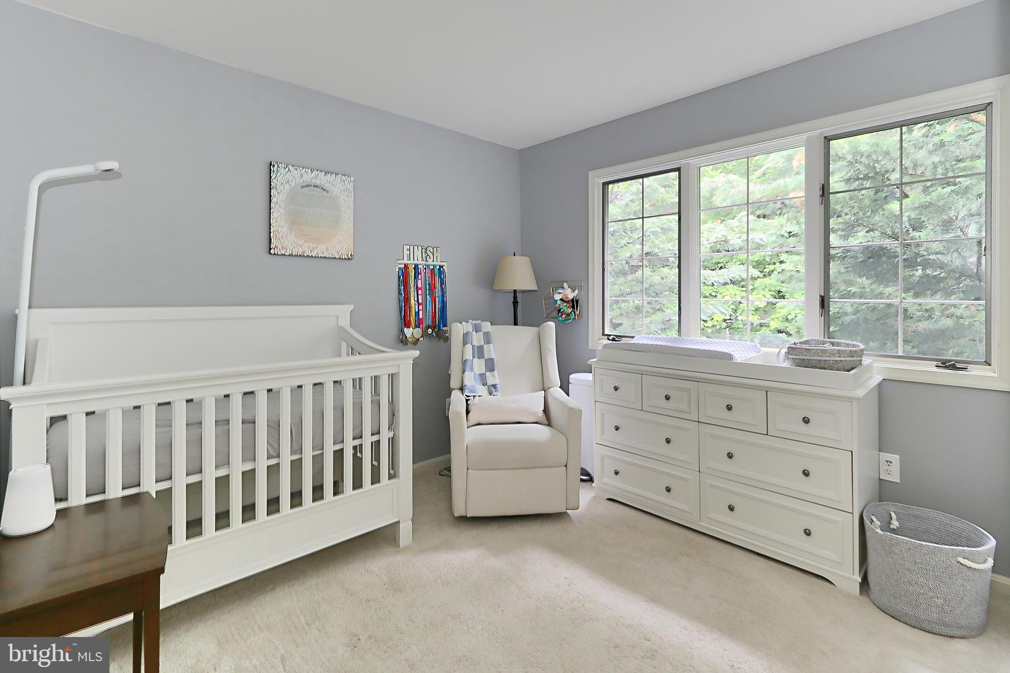 PINECREST - Residential