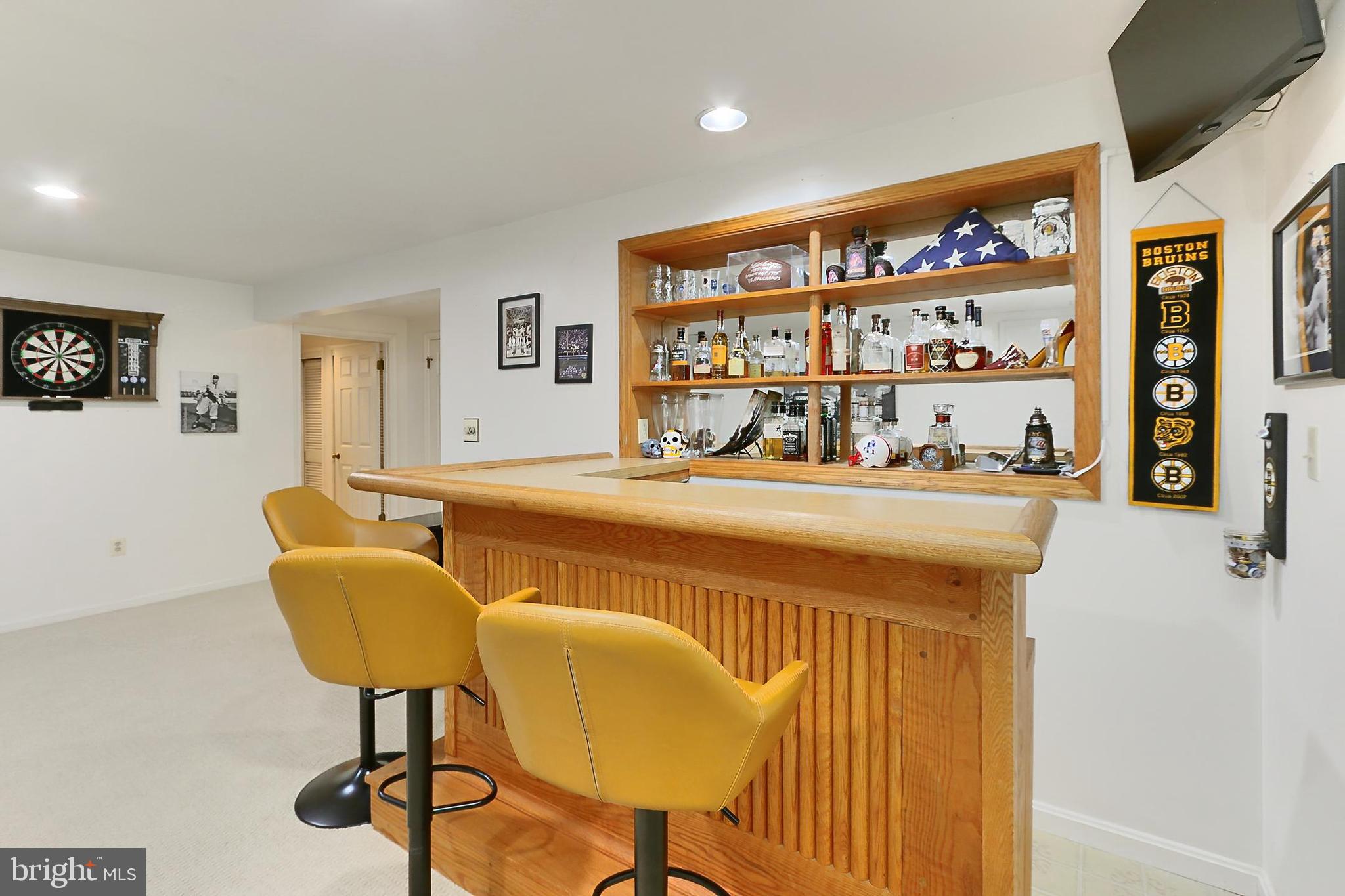 PINECREST - Residential