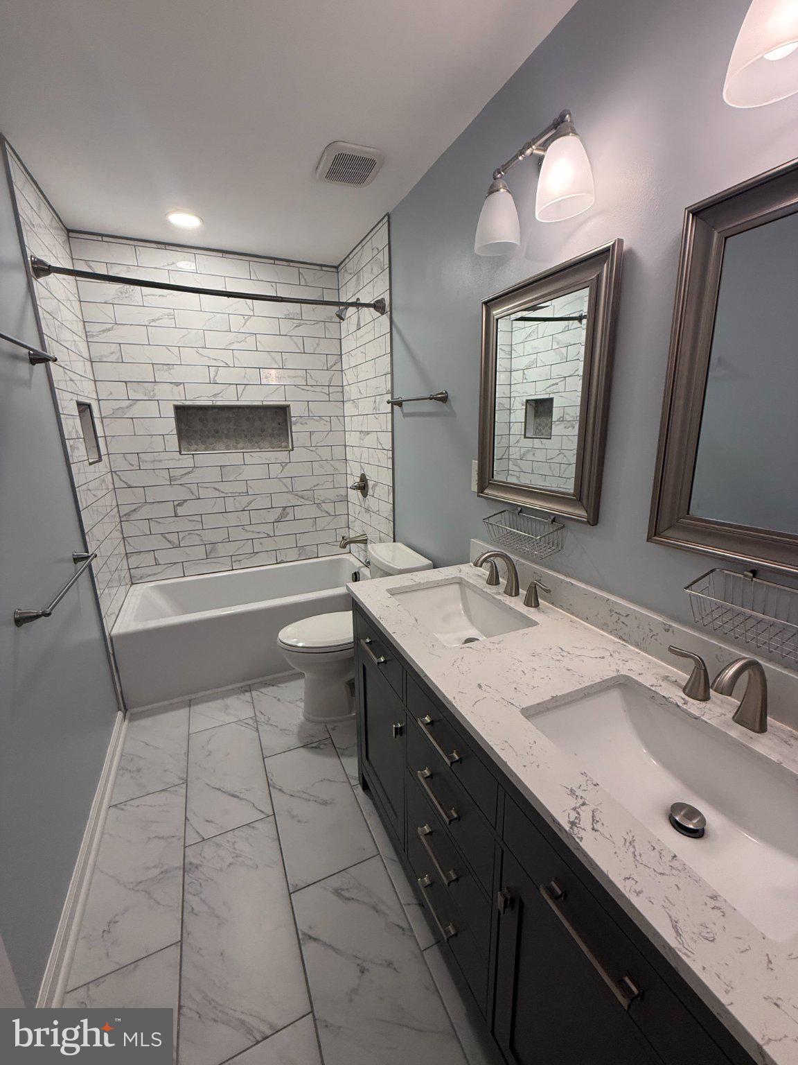 4275 PEMBERLEY COURT