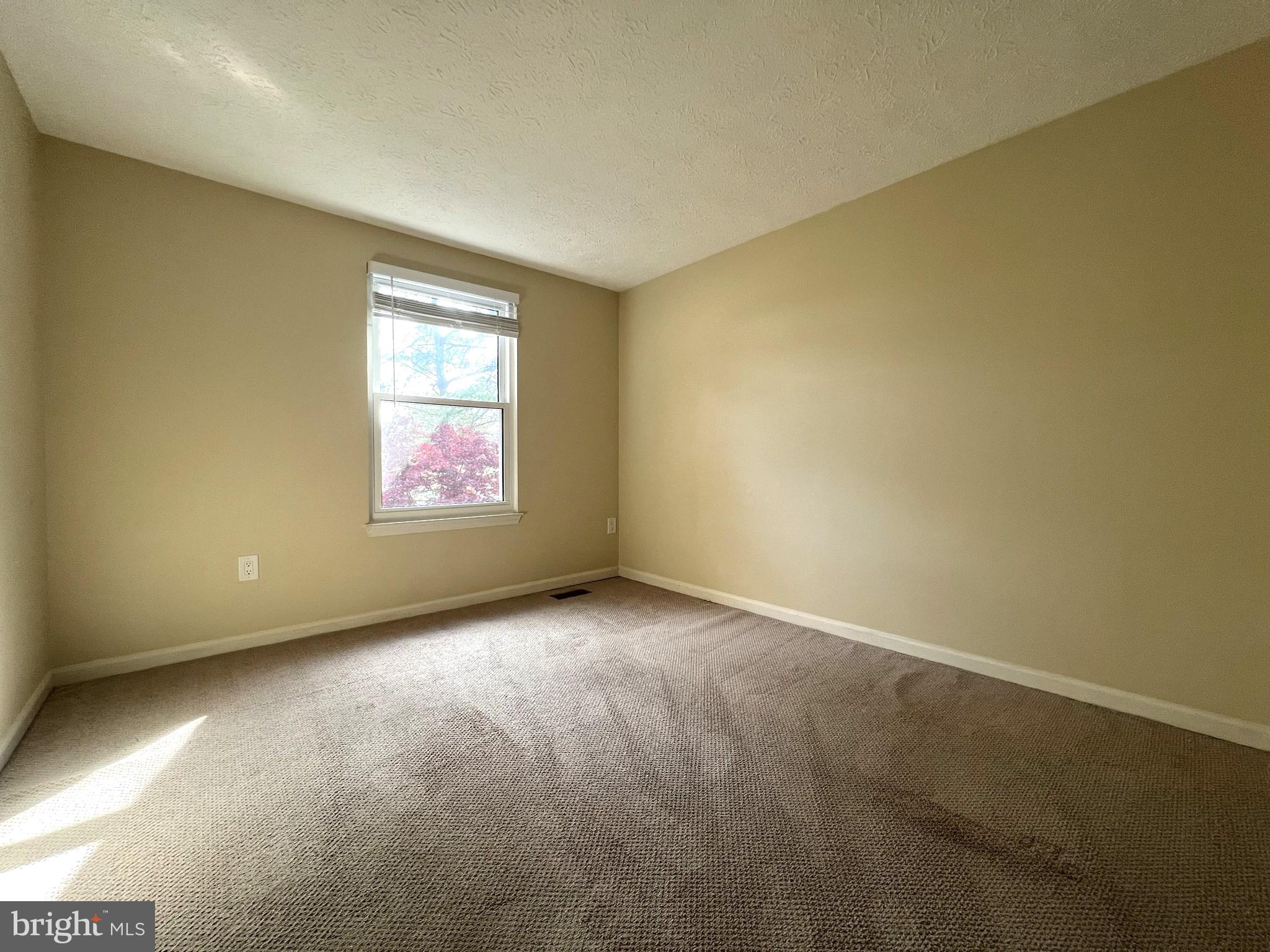 DUFIEF MILL ESTATES - Residential Lease