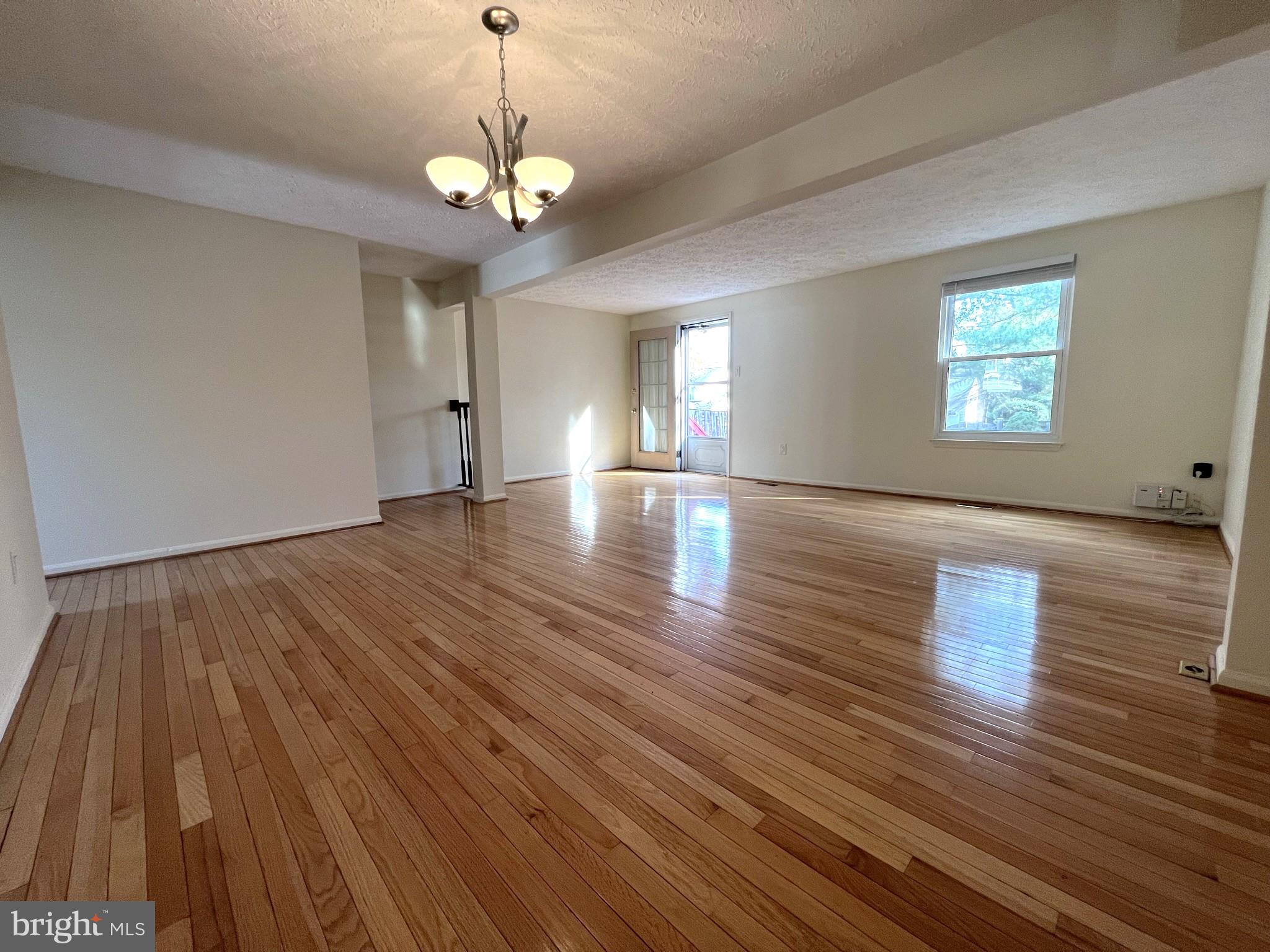 DUFIEF MILL ESTATES - Residential Lease