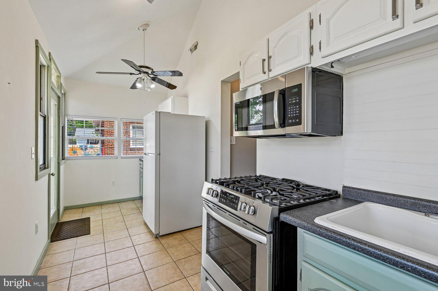 BEVERLEY BEACH - Residential