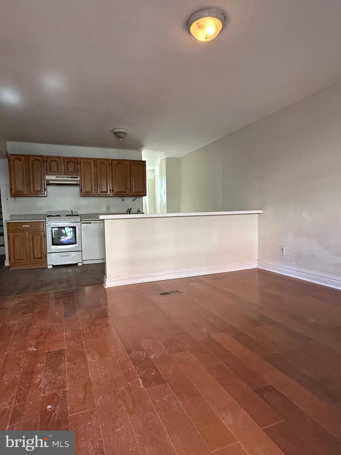 605 S 9TH STREET
