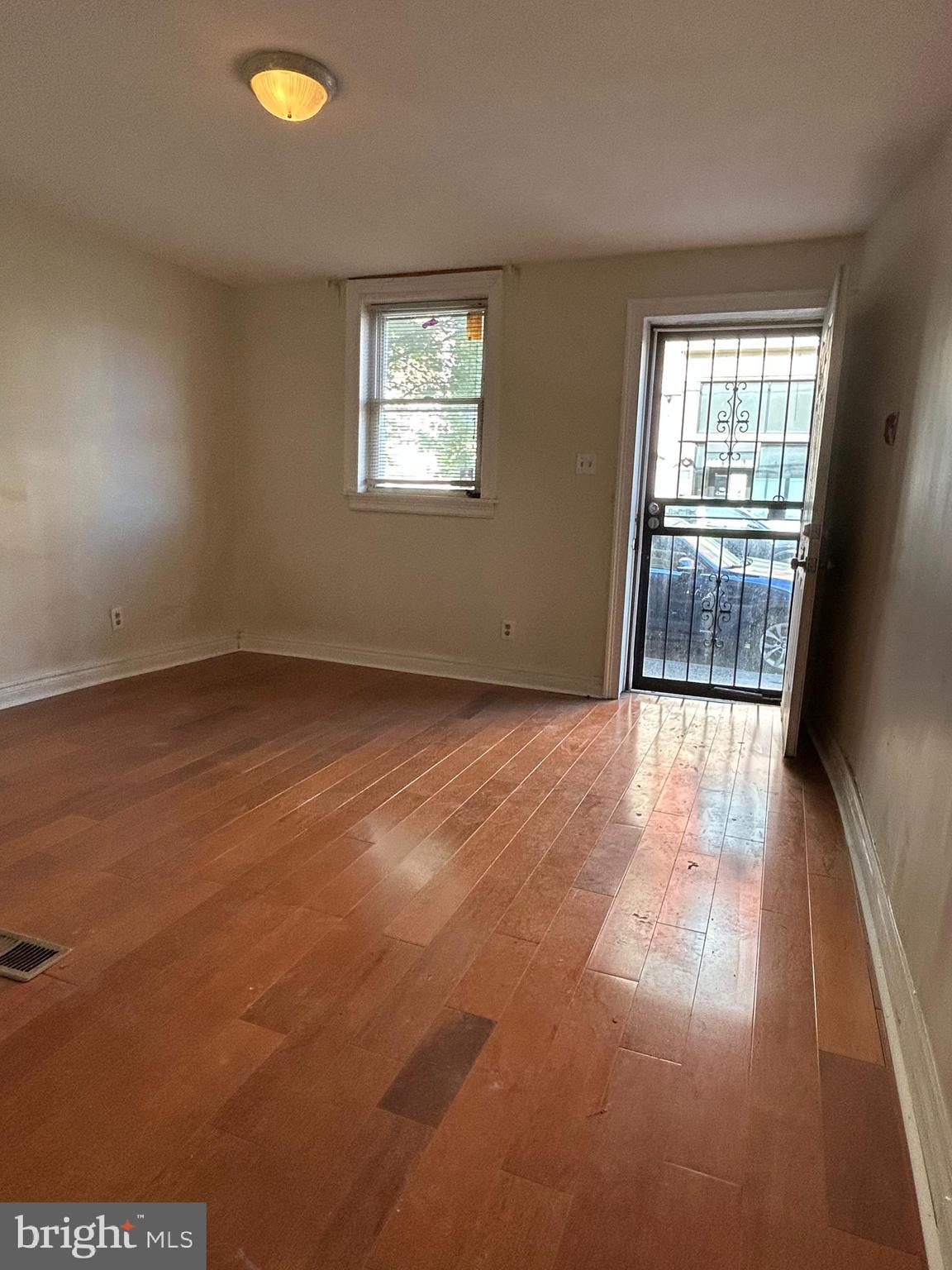 605 S 9TH STREET