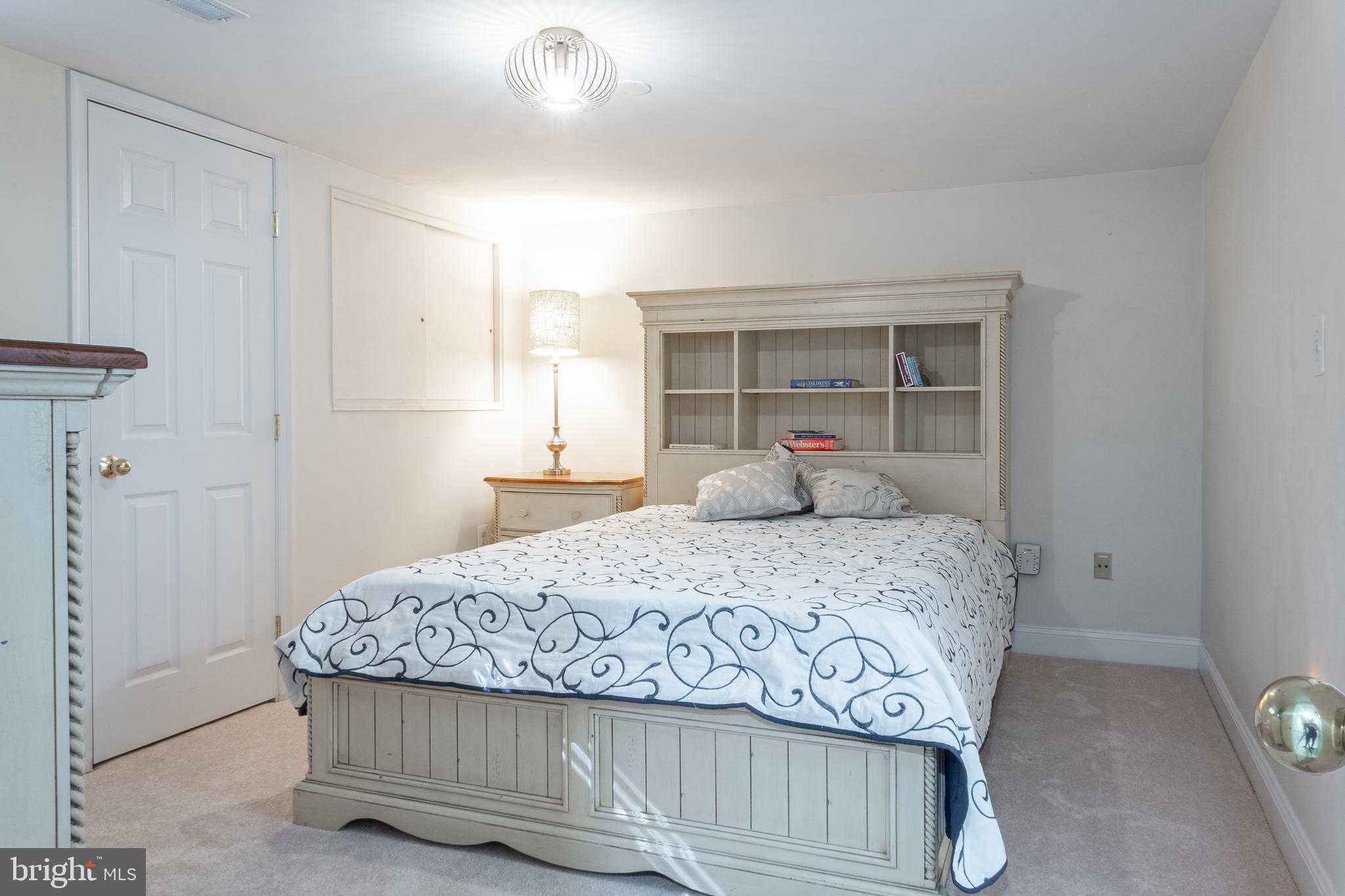 GREENS AT FAIR LAKES - Residential Lease