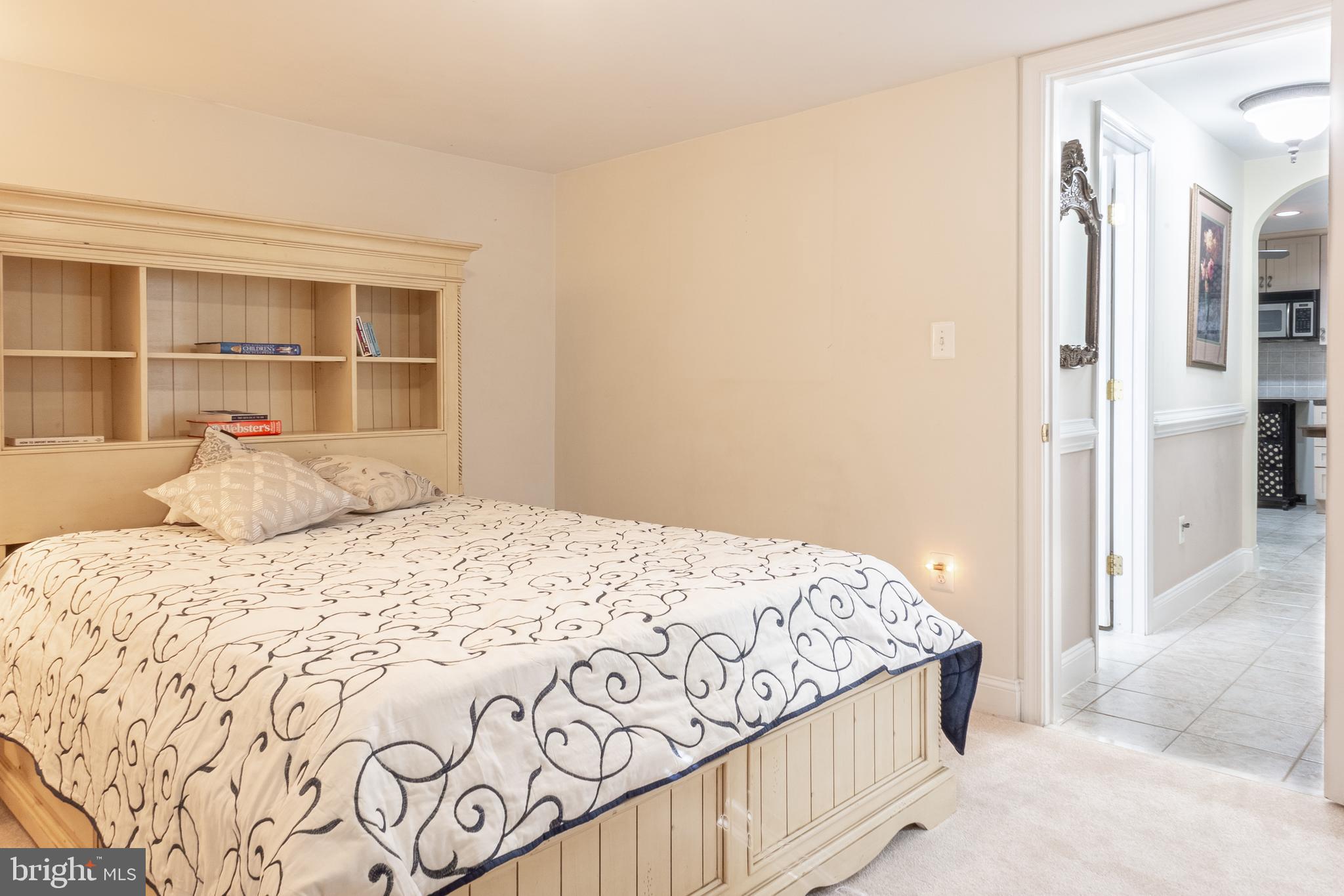 GREENS AT FAIR LAKES - Residential Lease