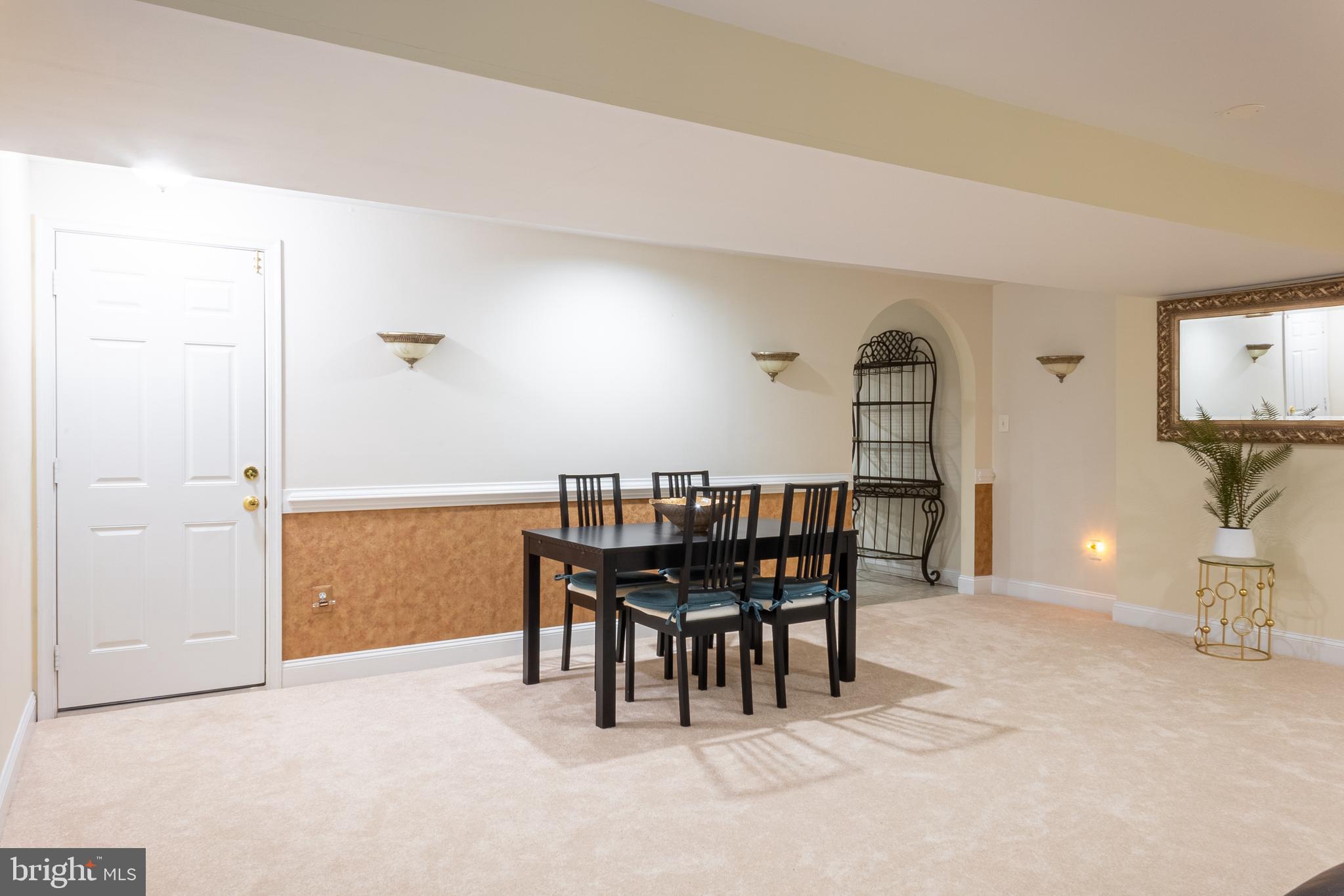 GREENS AT FAIR LAKES - Residential Lease