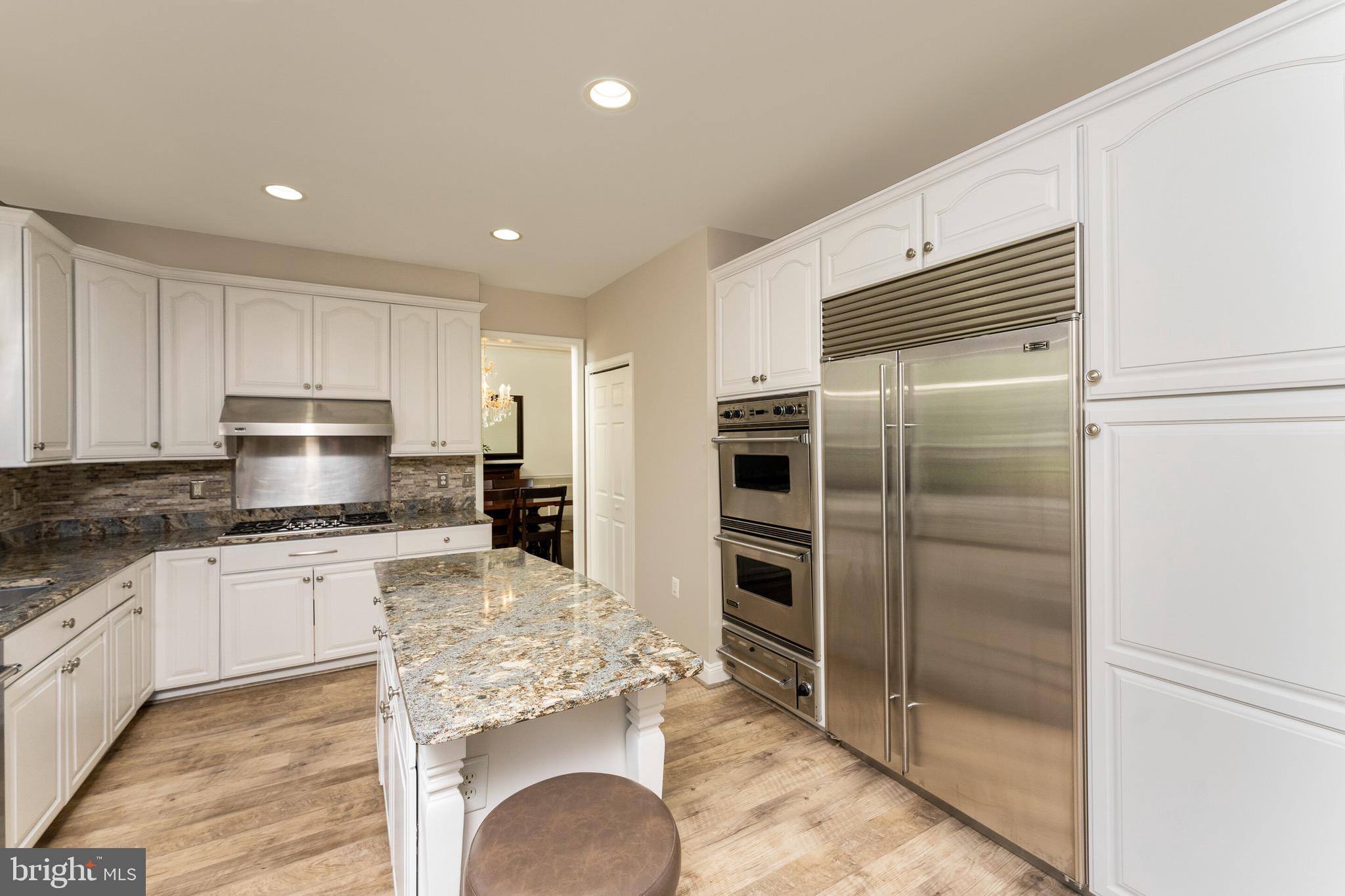 CHANTILLY HIGHLANDS - Residential