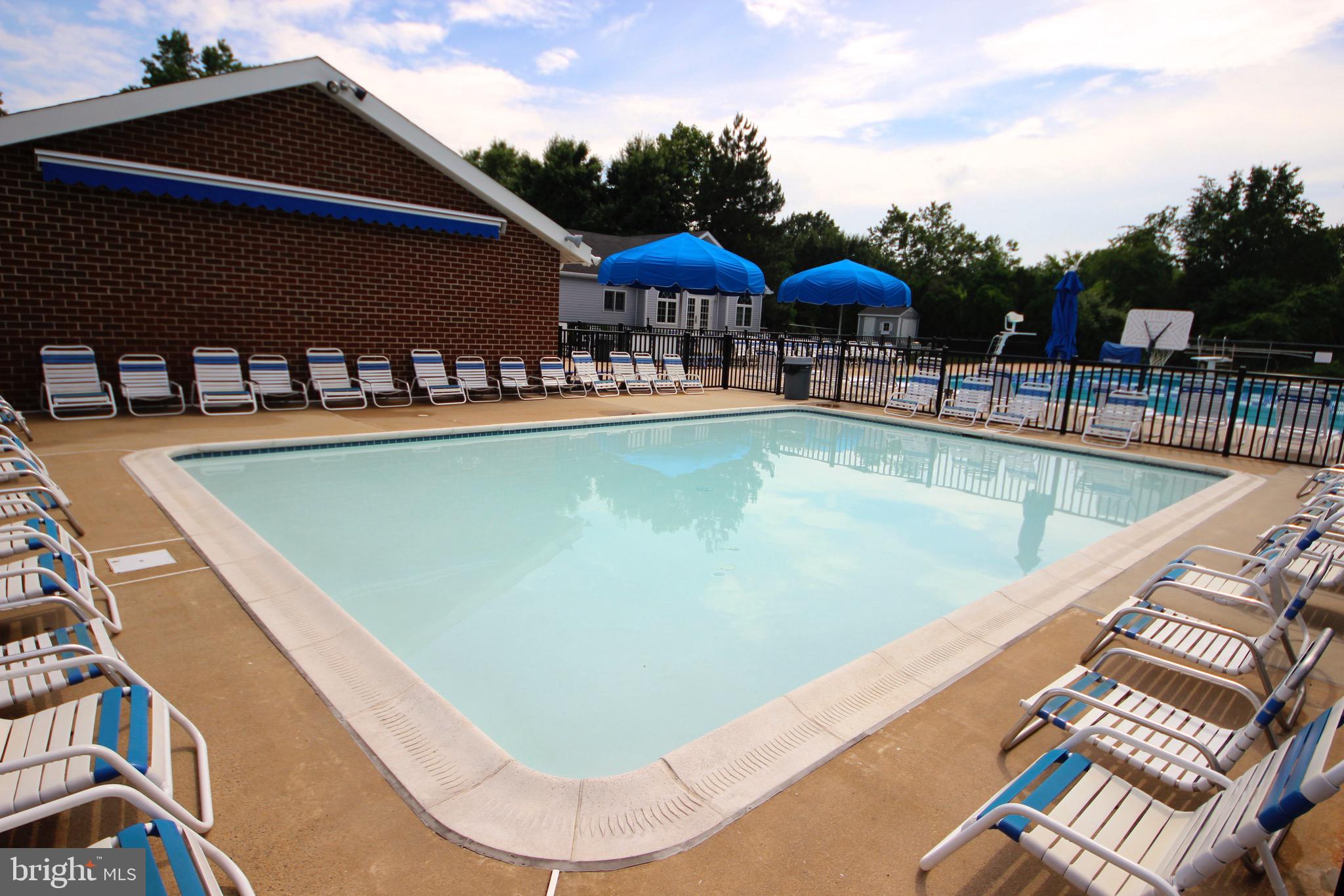 CHANTILLY HIGHLANDS - Residential