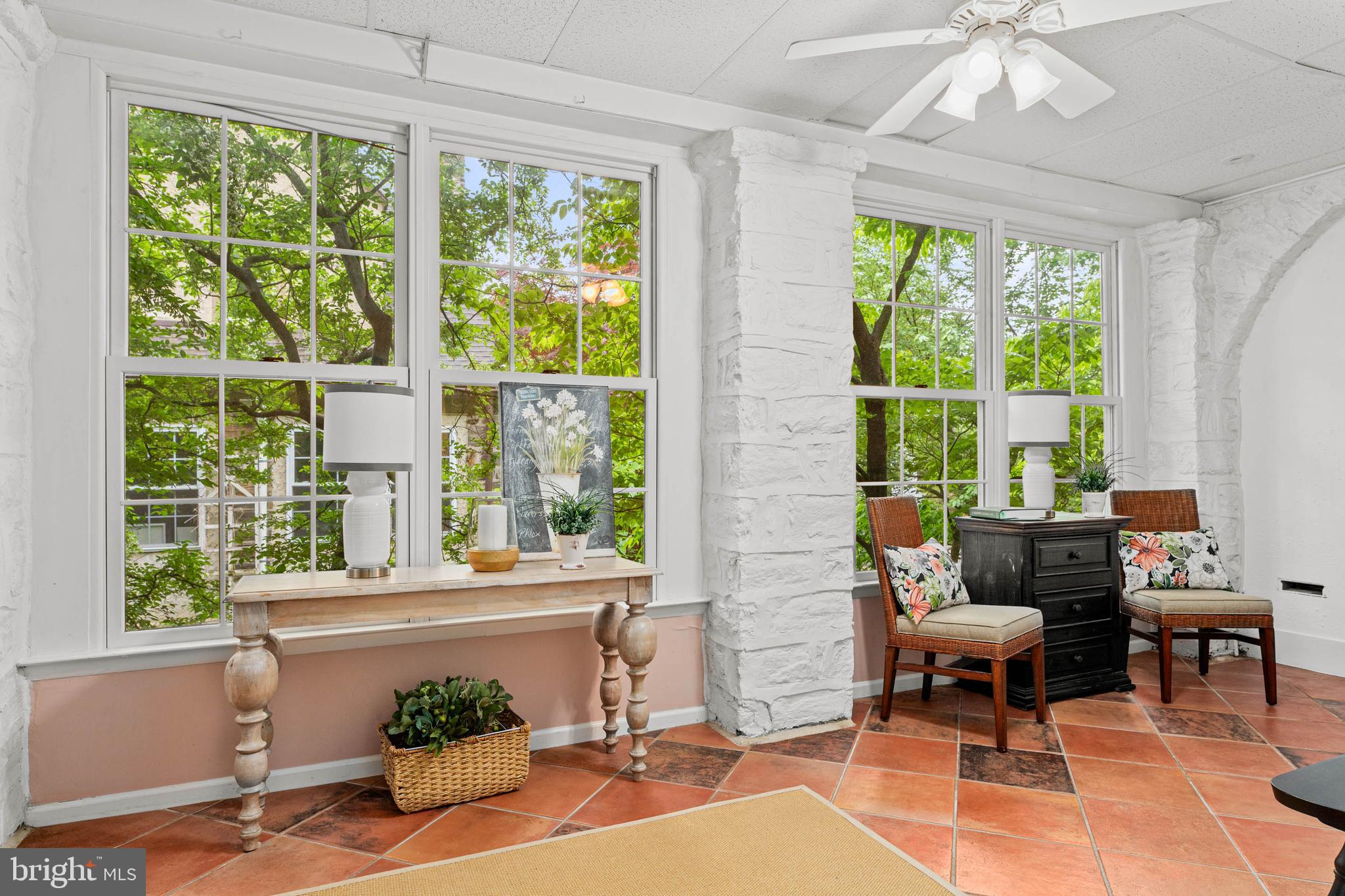 WYNNEWOOD VALLEY - Residential