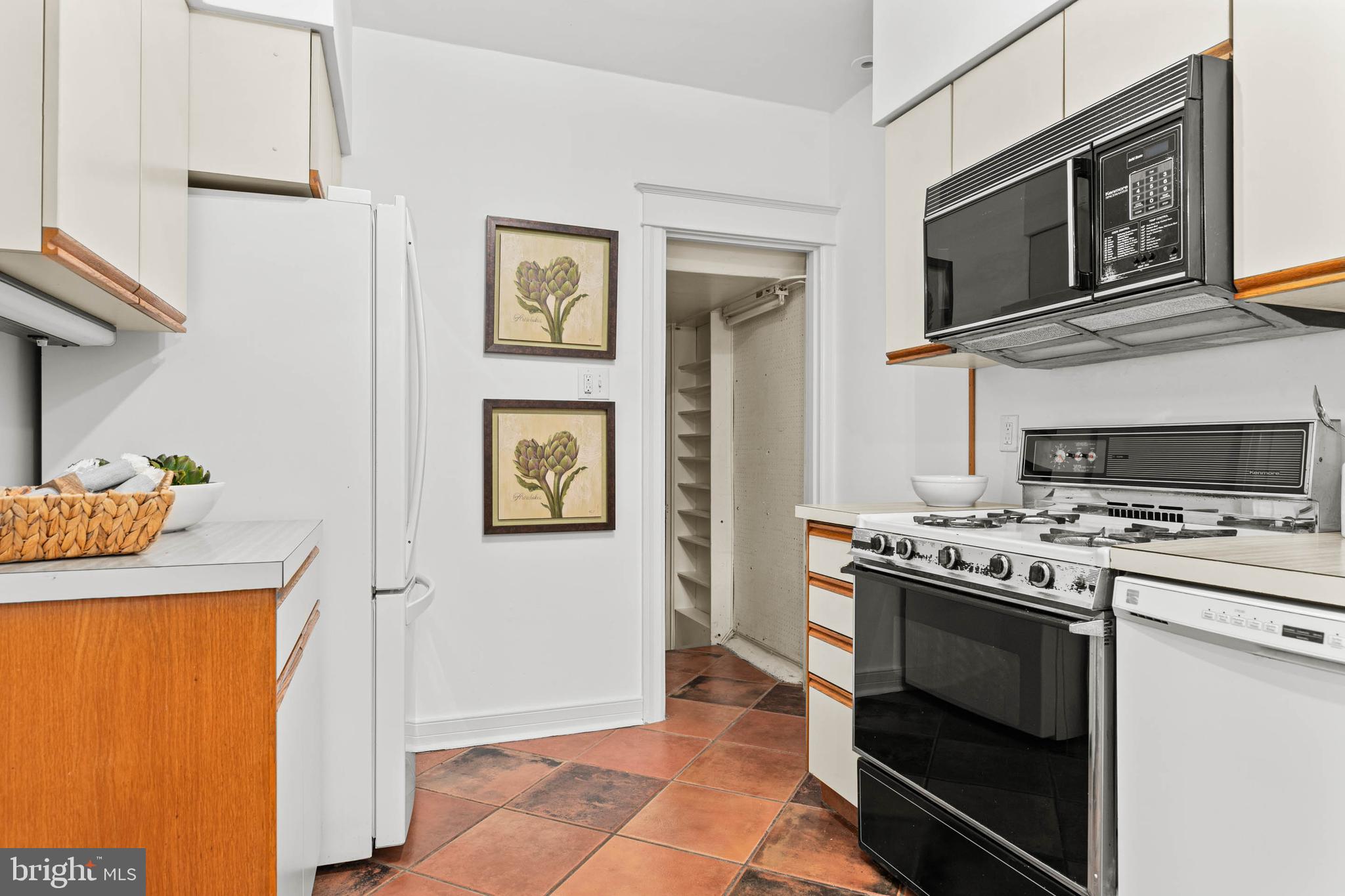 WYNNEWOOD VALLEY - Residential