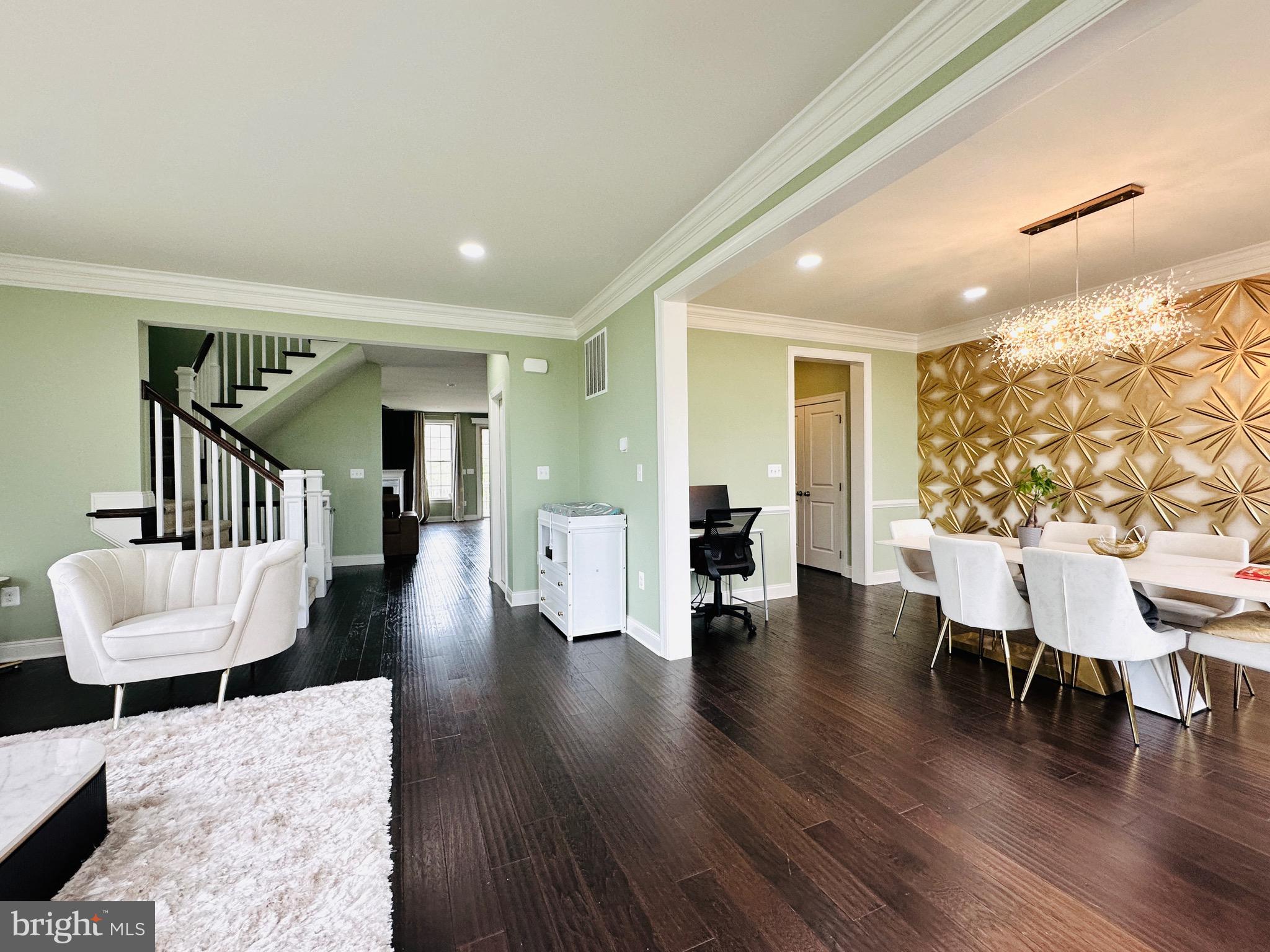 MOOREFIELD STATION - Residential Lease