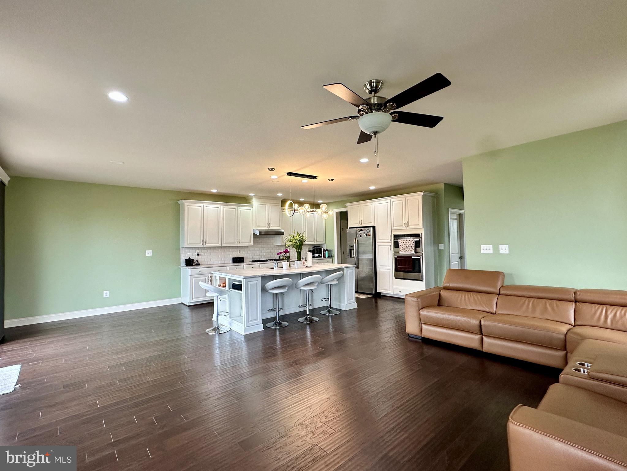 MOOREFIELD STATION - Residential Lease