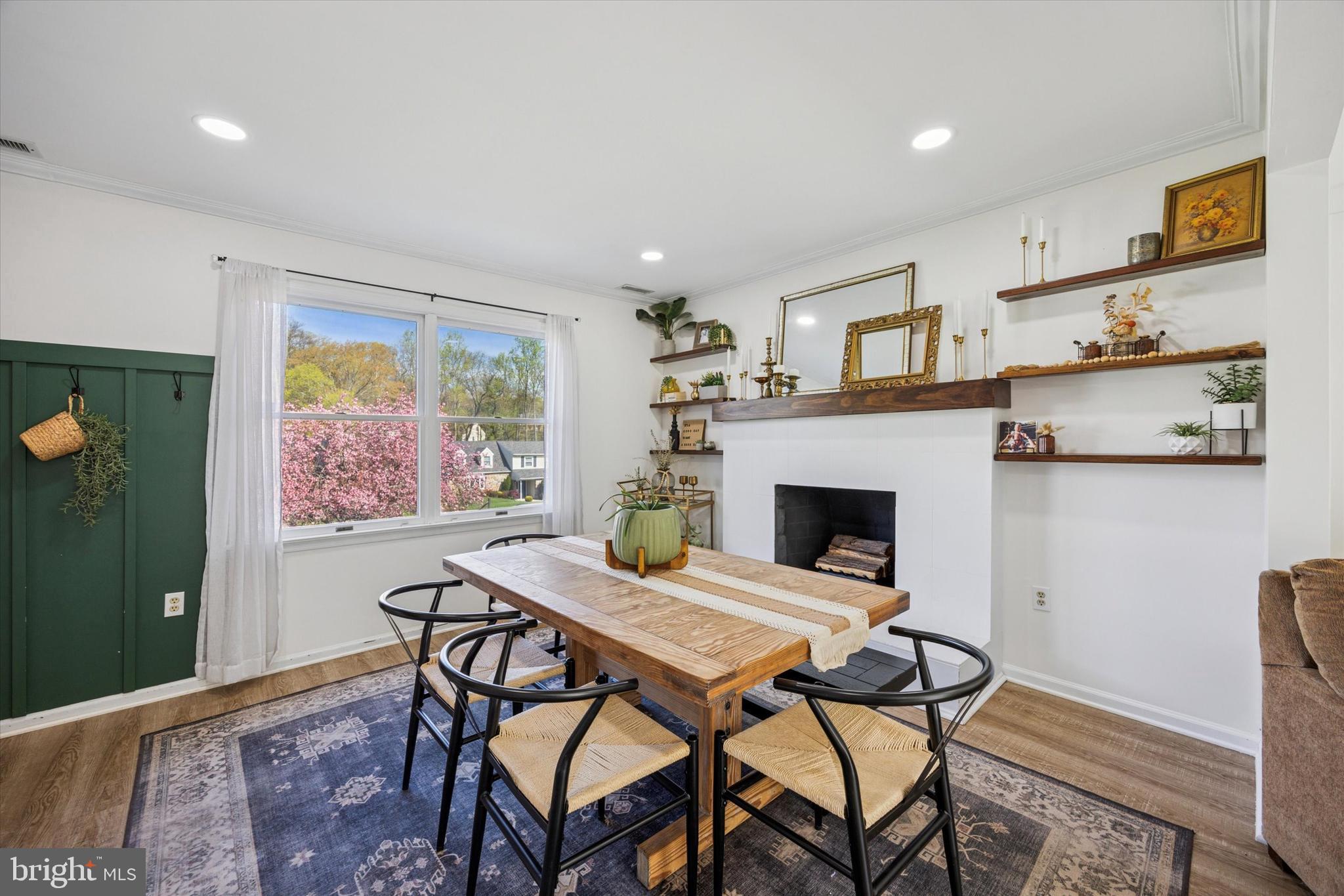 STRAWBERRY RIDGE - Residential