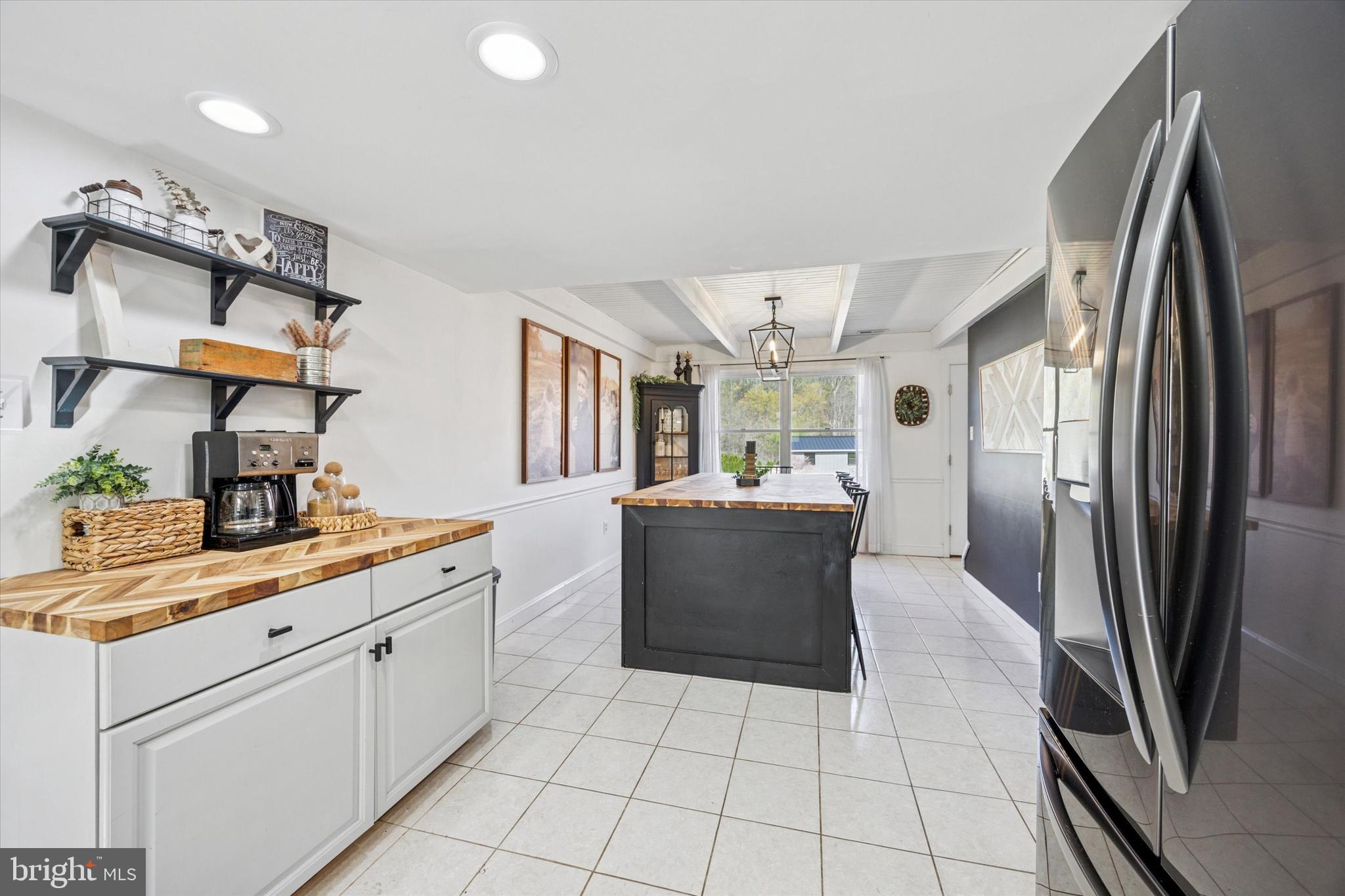 STRAWBERRY RIDGE - Residential