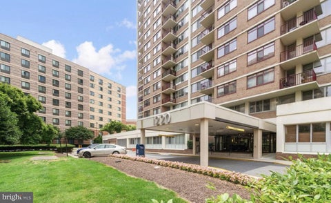 Condo For Rent - 1220 Blair Mill Road #300<br/> SILVER SPRING, MD 20910