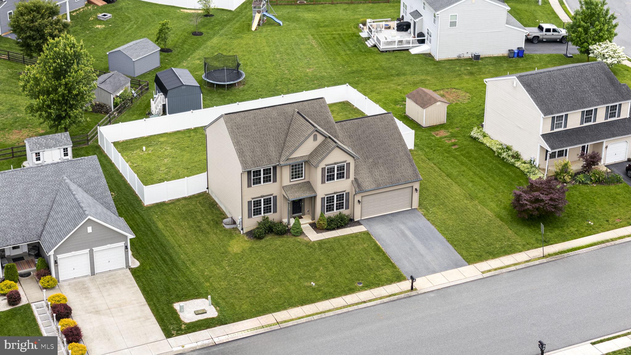 125 NANTUCKET DRIVE