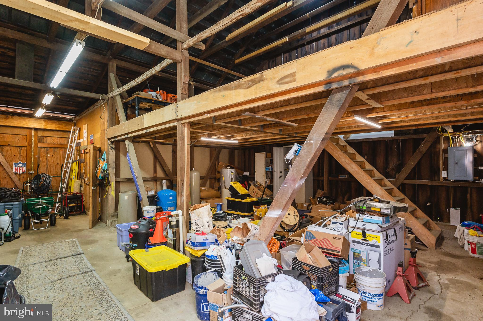 CROWNSVILLE - Commercial Sale