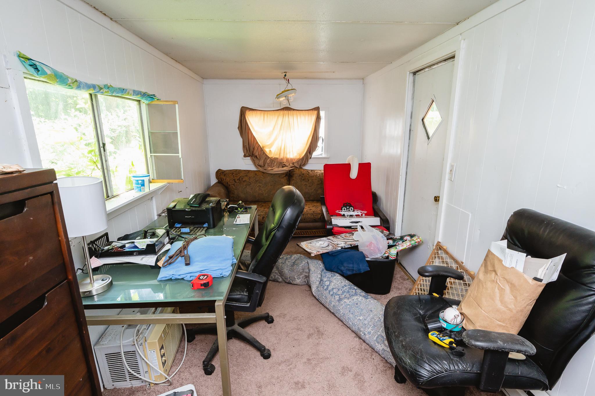 CROWNSVILLE - Commercial Sale