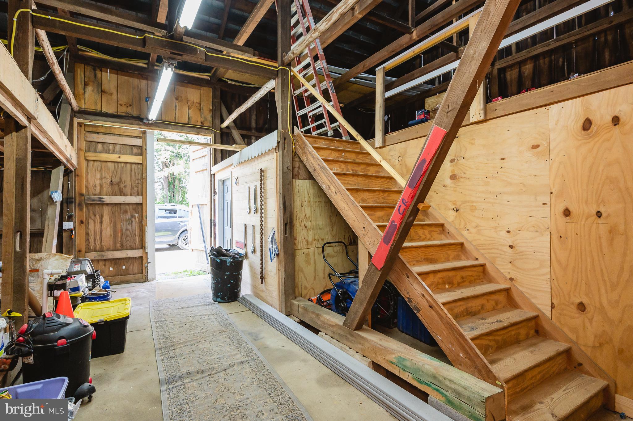 CROWNSVILLE - Commercial Sale