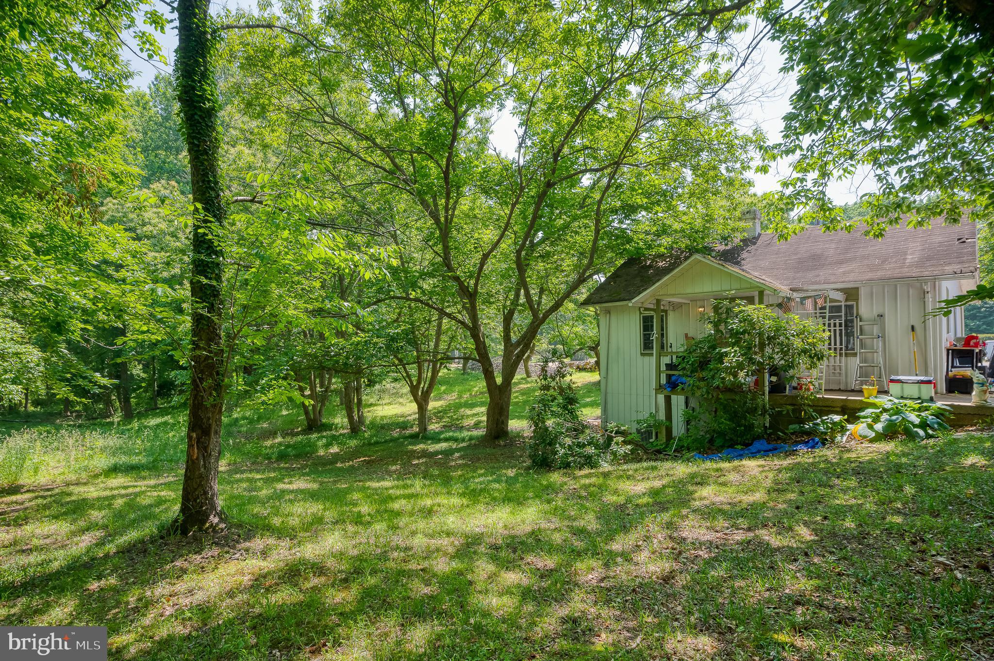 CROWNSVILLE - Commercial Sale