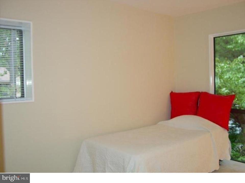 CYRANDALL VALLEY NORTH - Residential Lease