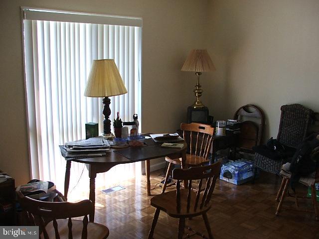 CYRANDALL VALLEY NORTH - Residential Lease