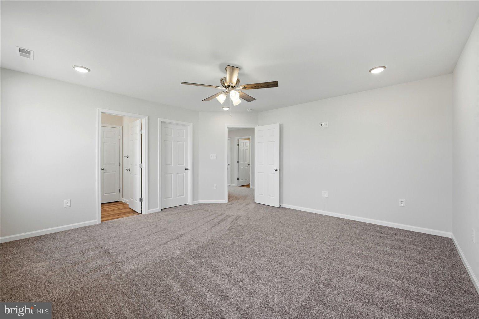 SOVEREIGN VILLAGE - Residential