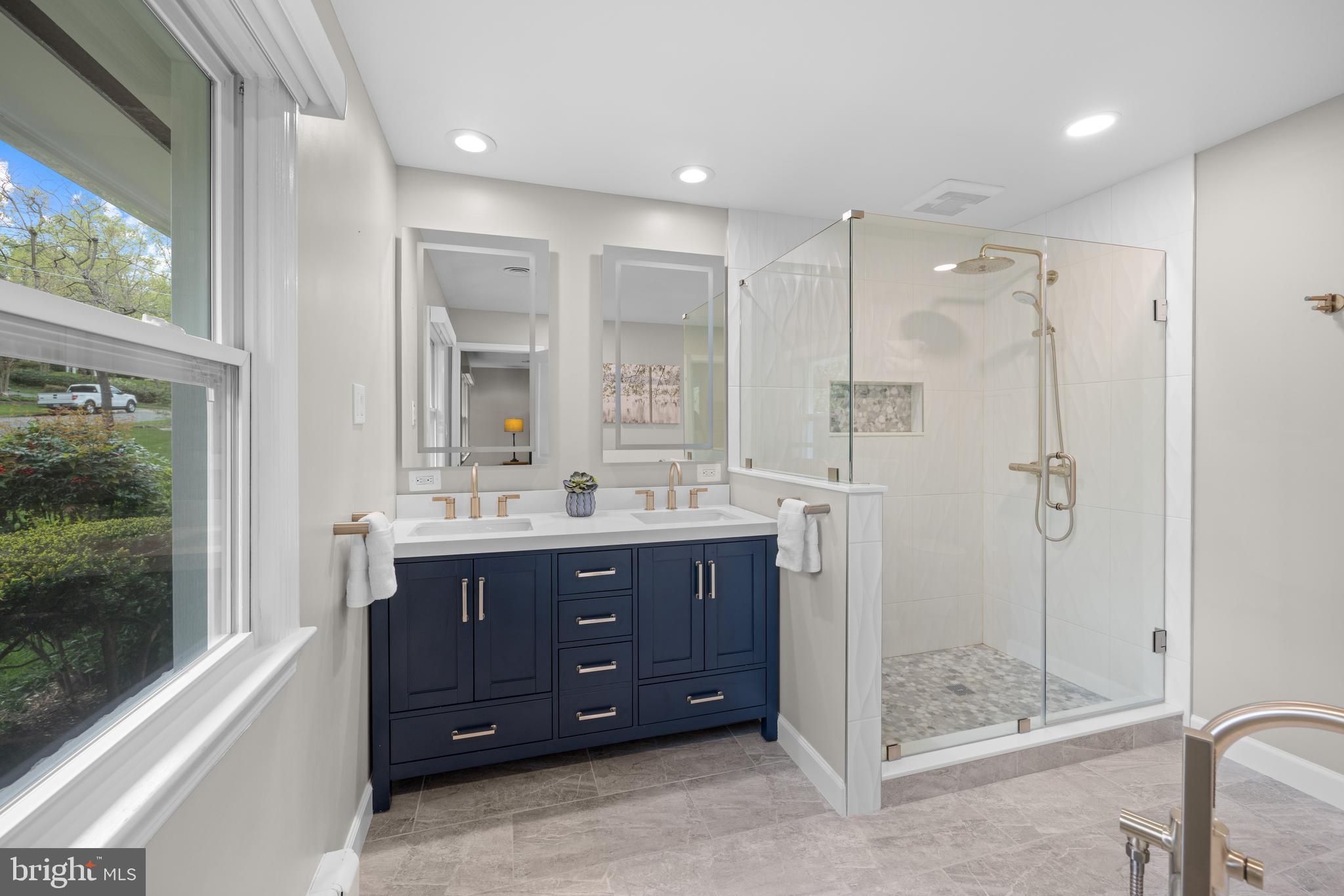 VILLAMAY - Residential