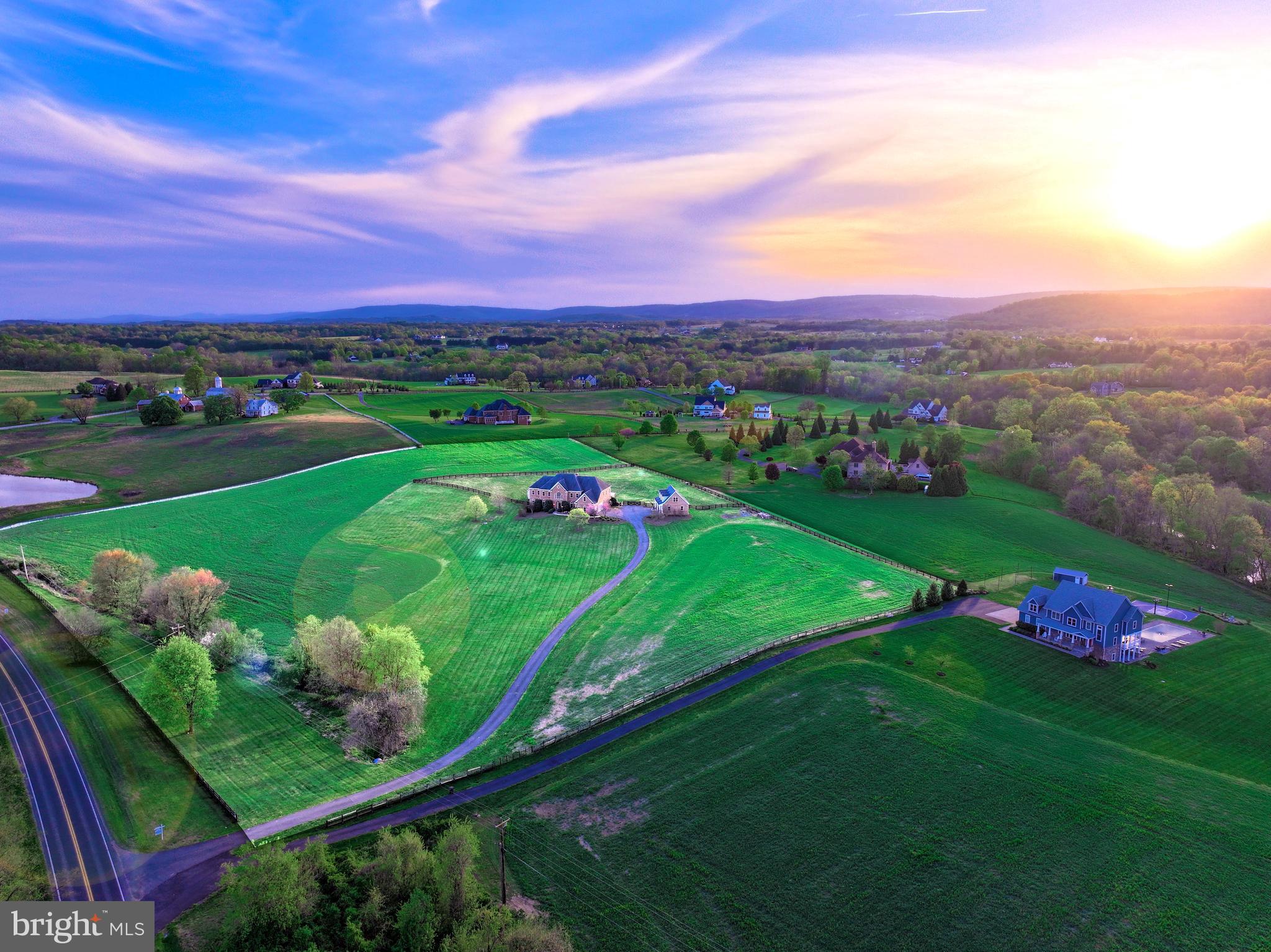 JAMES LAND - Residential
