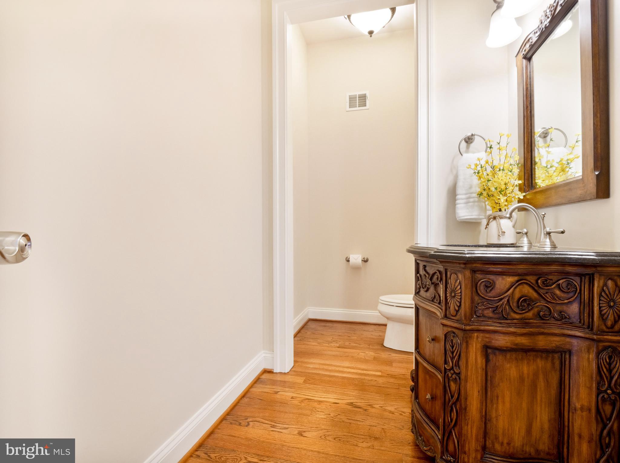 JAMES LAND - Residential