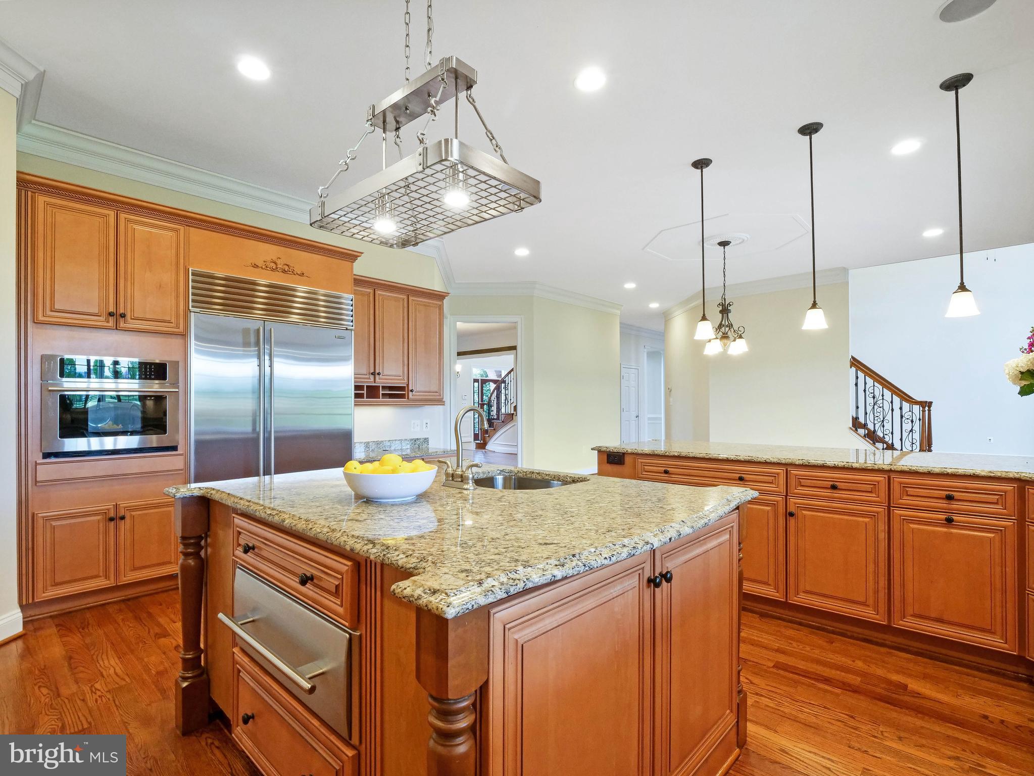 JAMES LAND - Residential