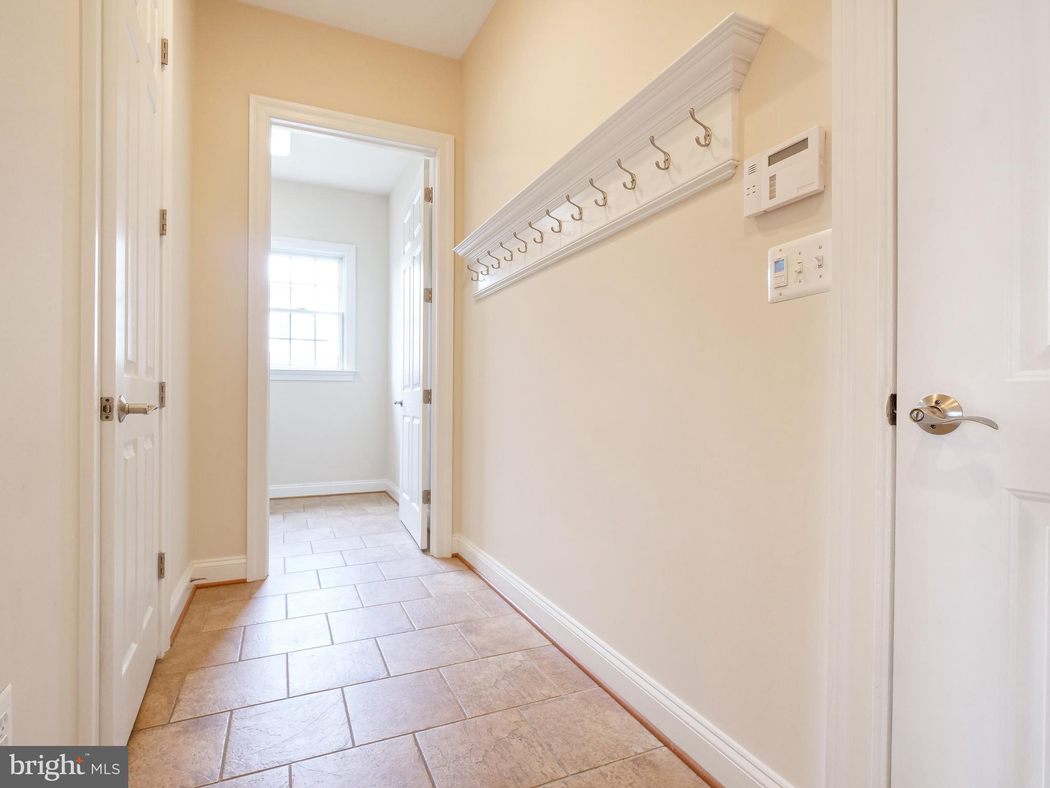 JAMES LAND - Residential