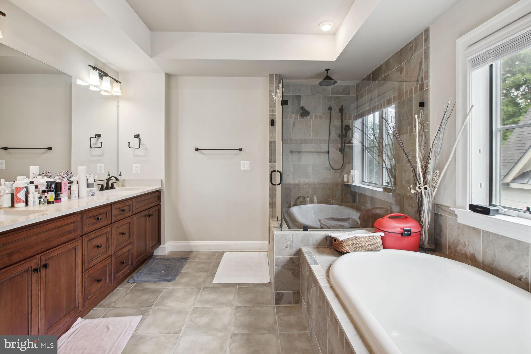 LANDON WOODS - Residential Lease